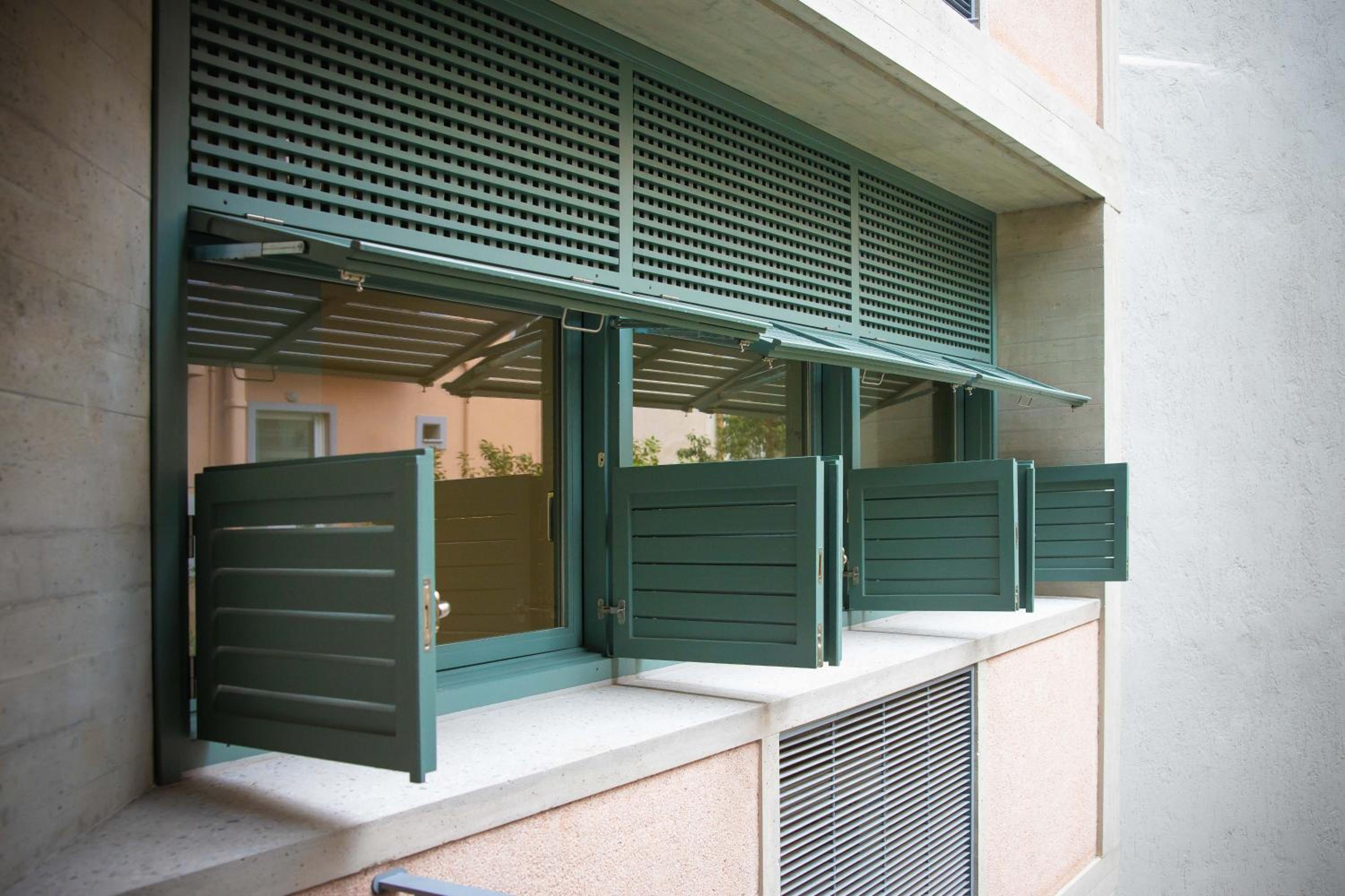 Athens BlueBuilding