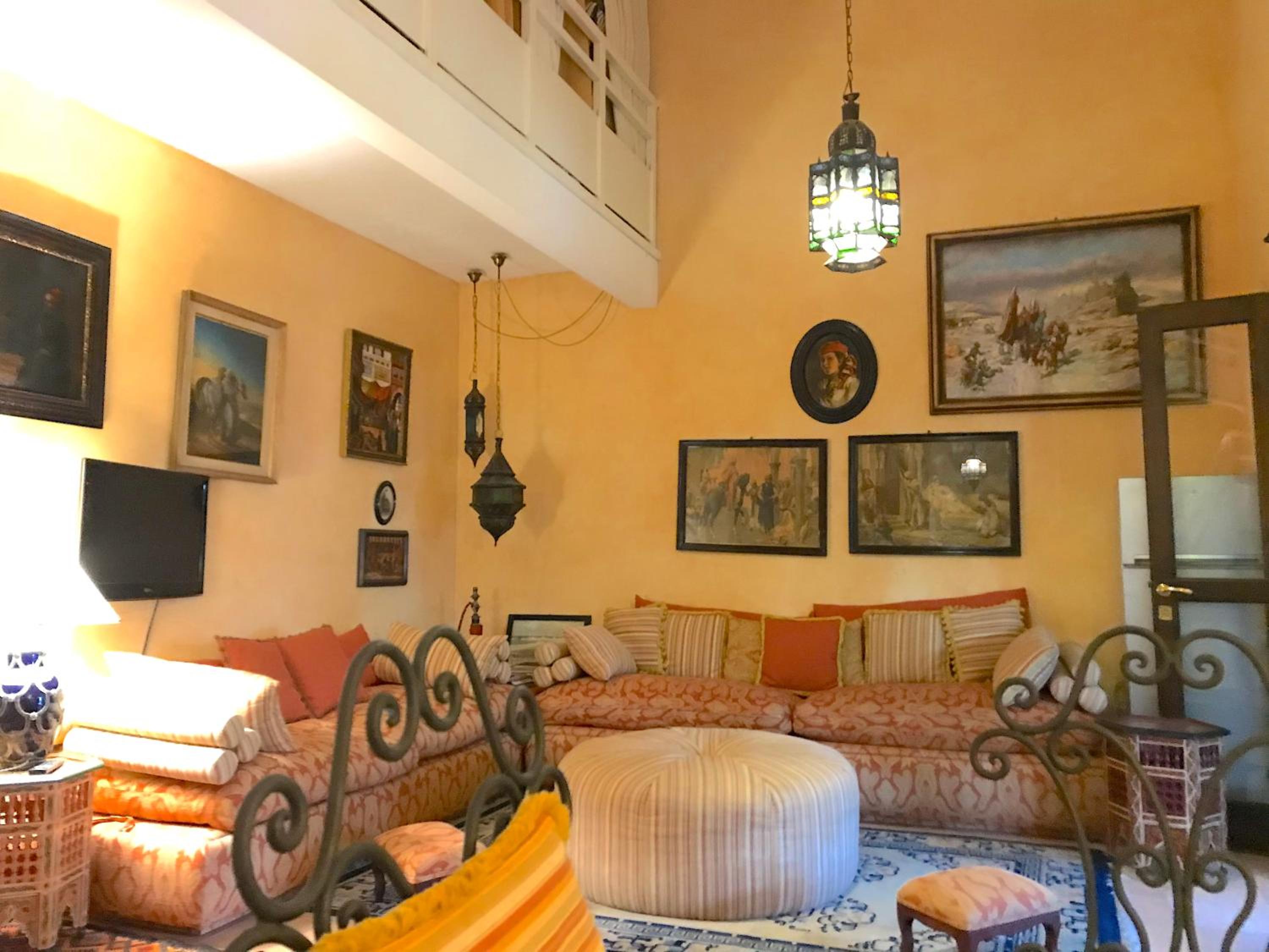 lounge