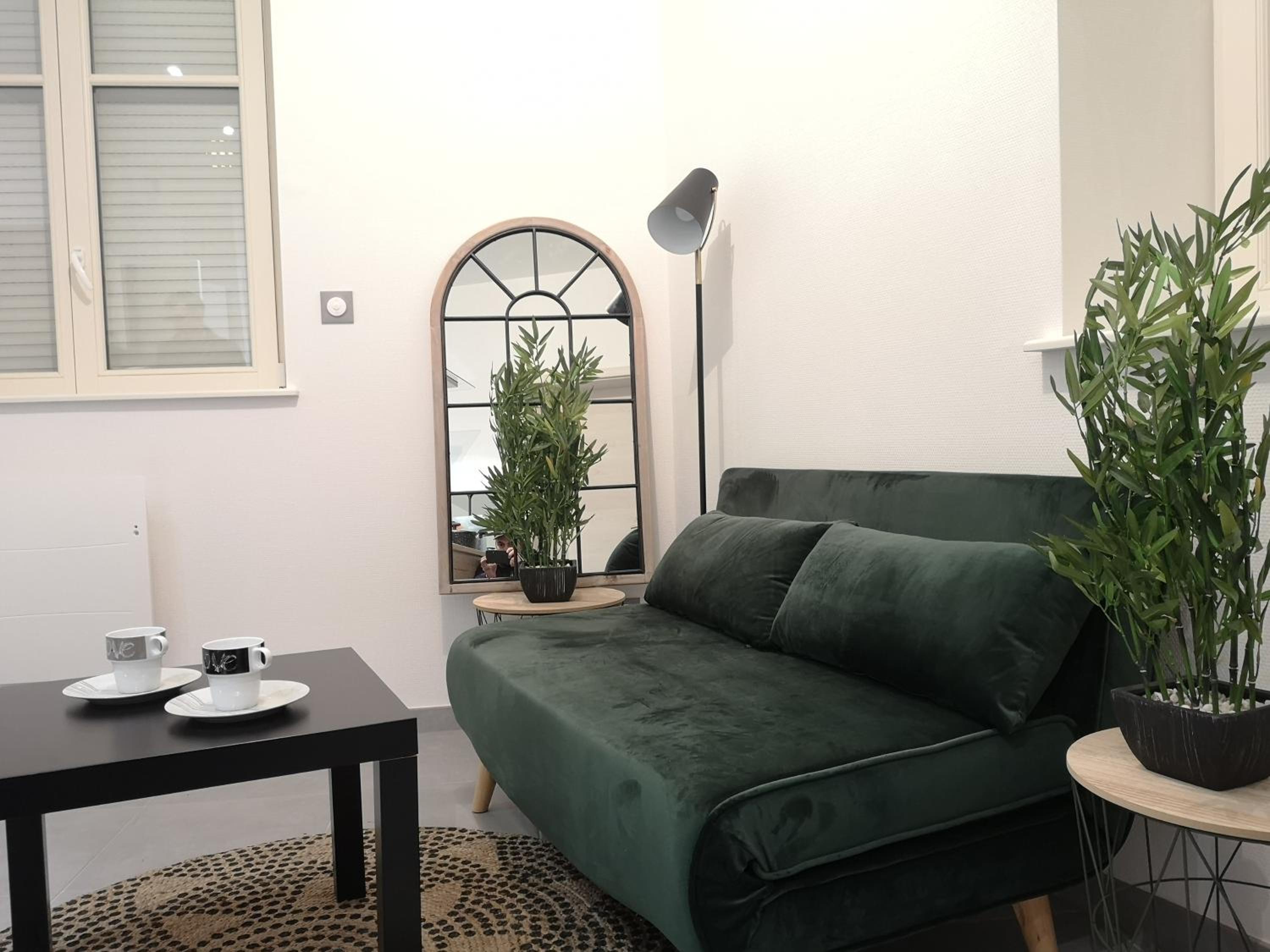 Mulhouse Vacations - LE WILSON SUITE - Centre-ville - Gare - Tram - Property Image 1
