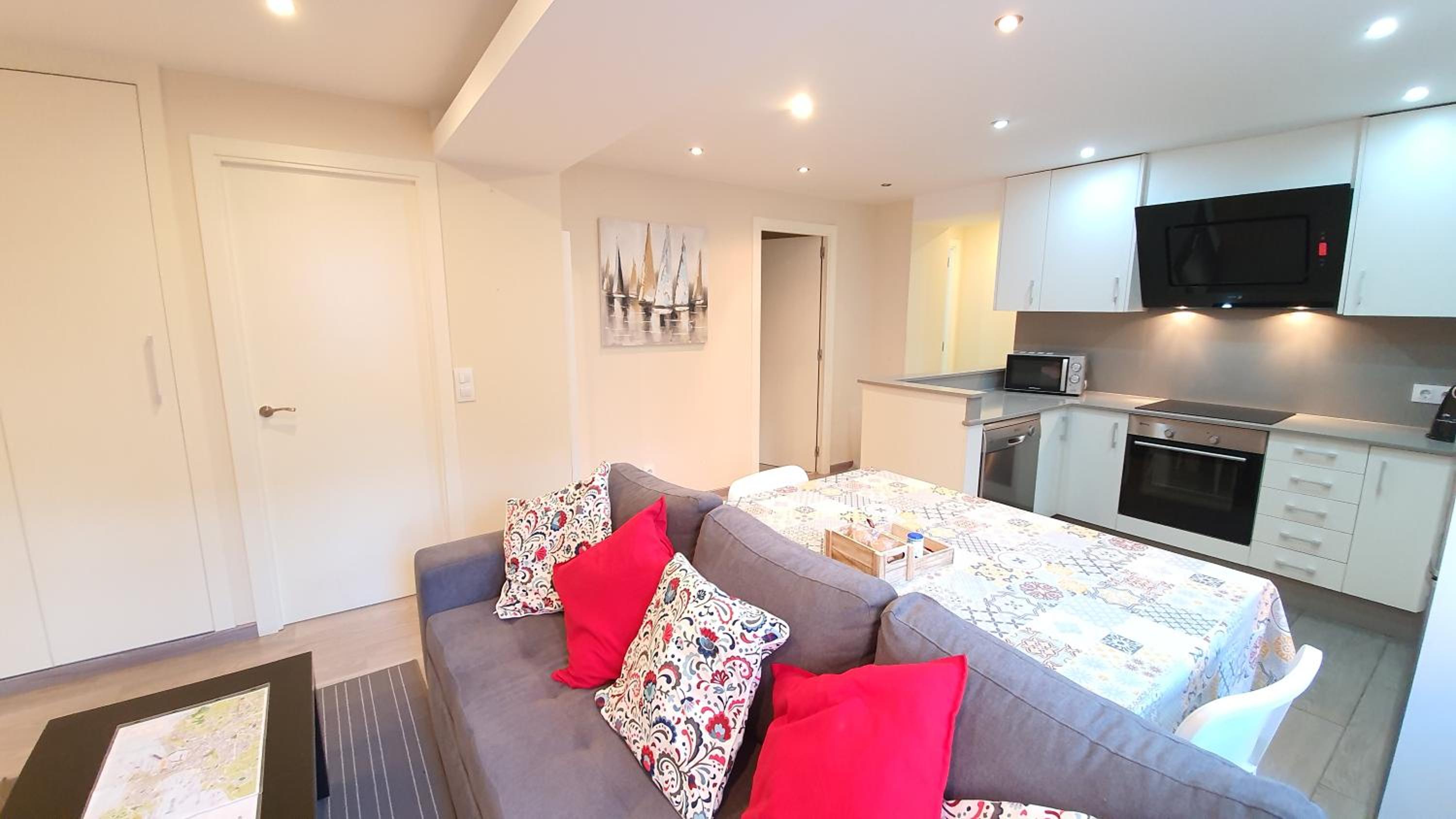 Avenida de Arteixo. Precioso apartamento - Property Image 30