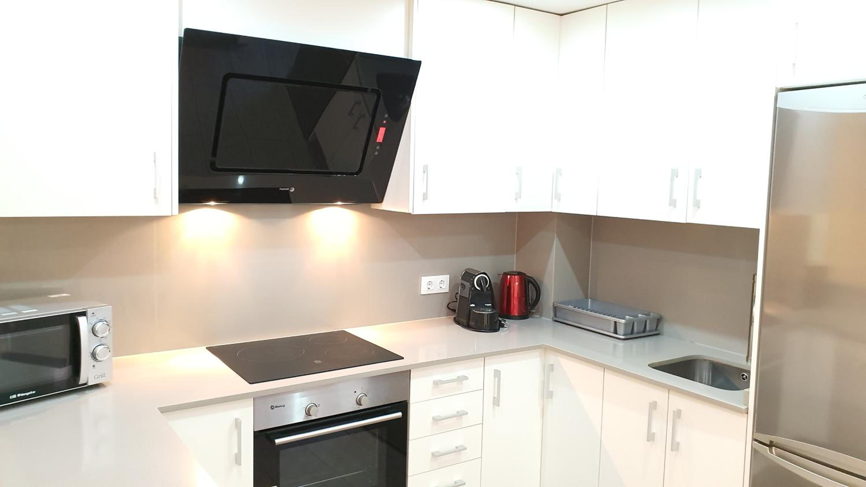 Avenida de Arteixo. Precioso apartamento - Property Image 1