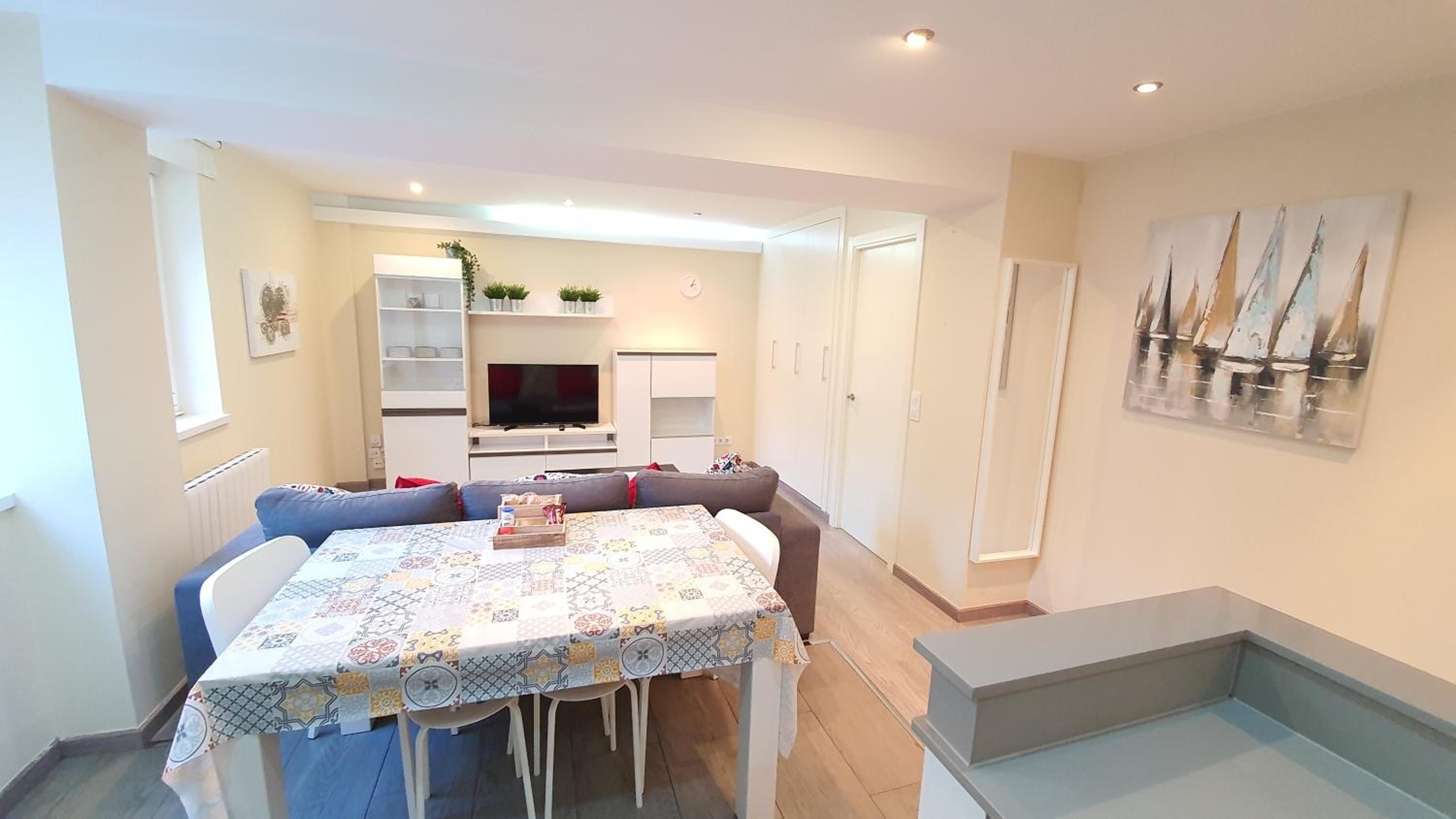 Avenida de Arteixo. Precioso apartamento - Property Image 23