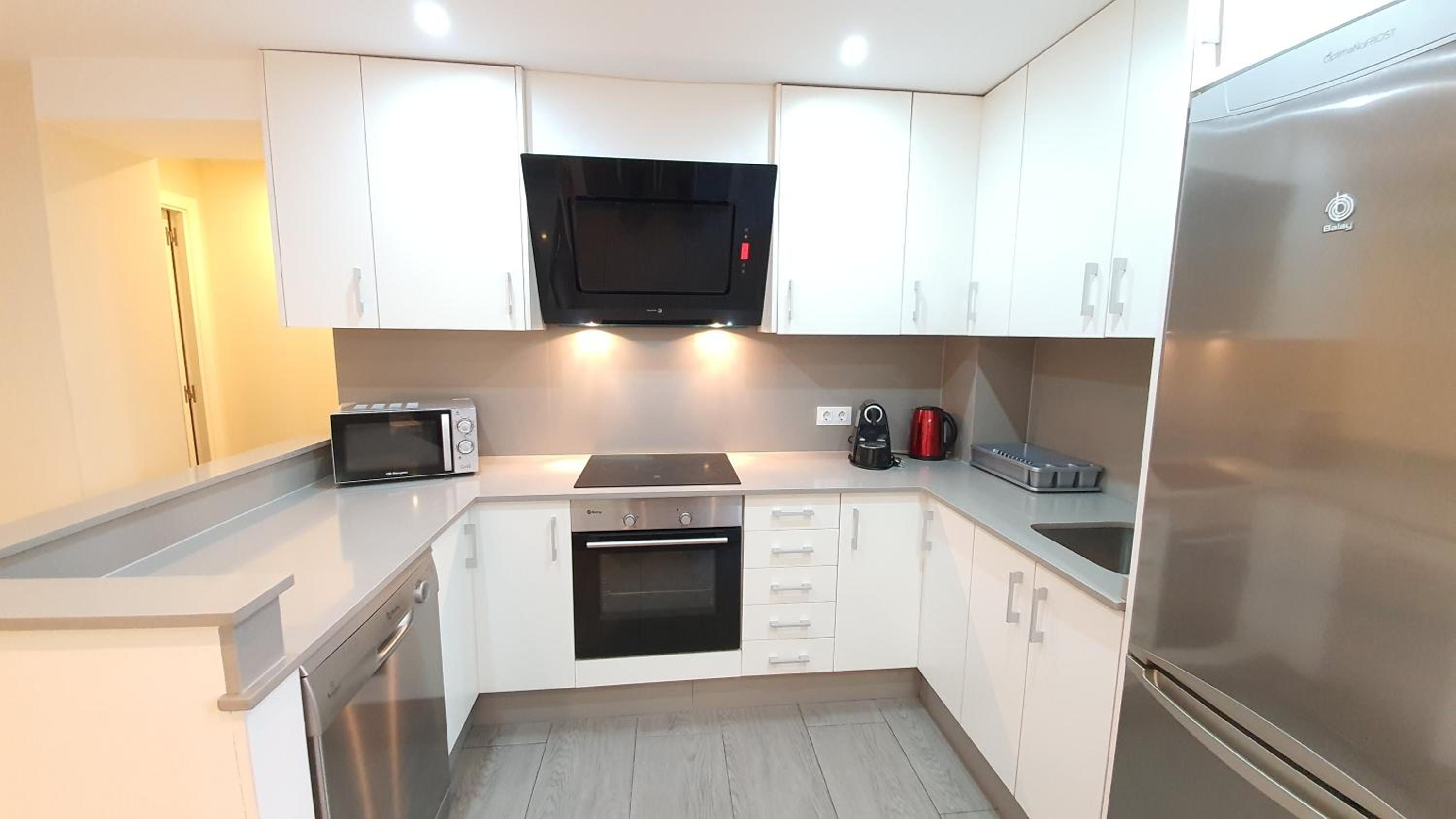 Avenida de Arteixo. Precioso apartamento - Property Image 9