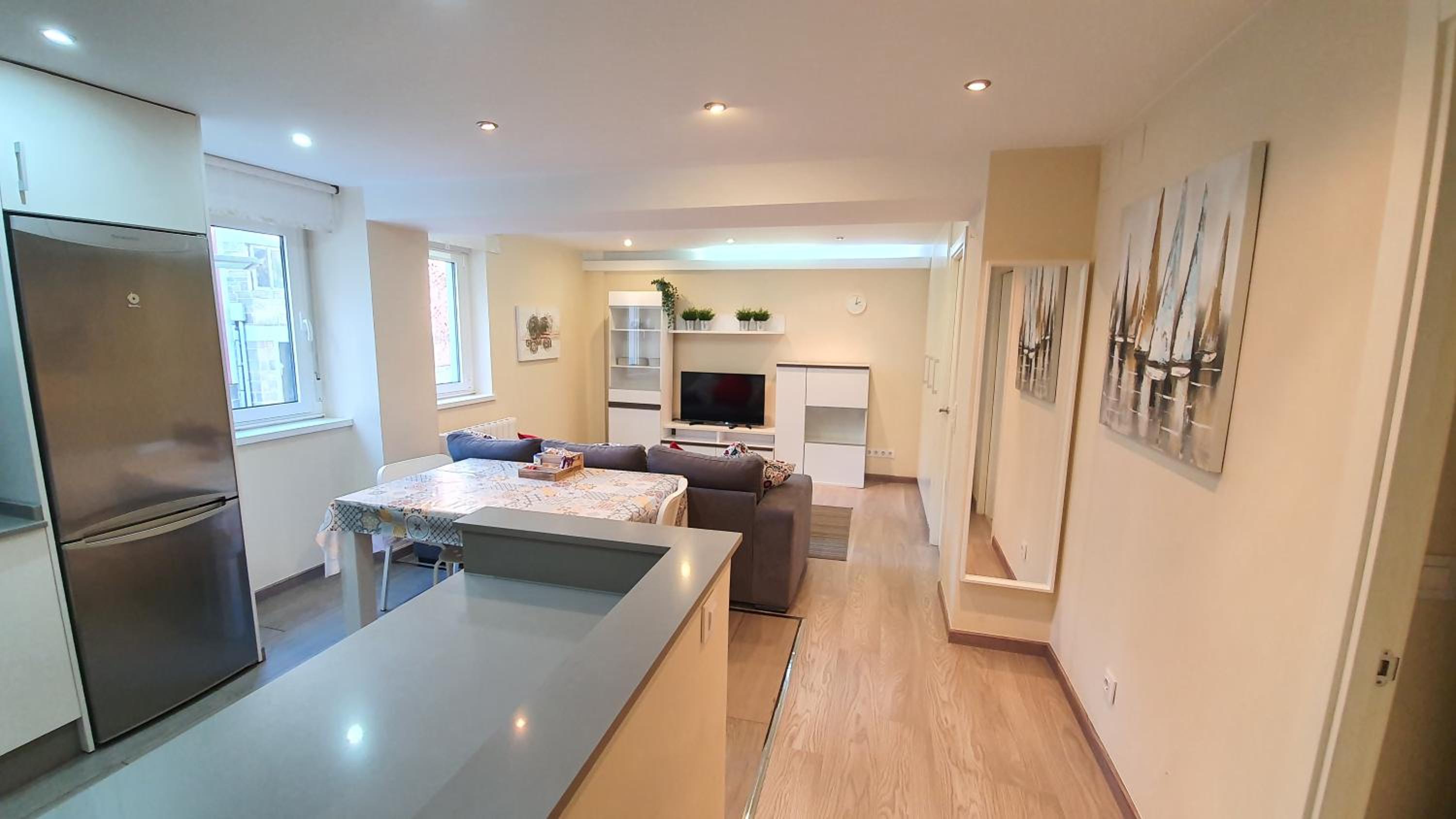 Avenida de Arteixo. Precioso apartamento - Property Image 36