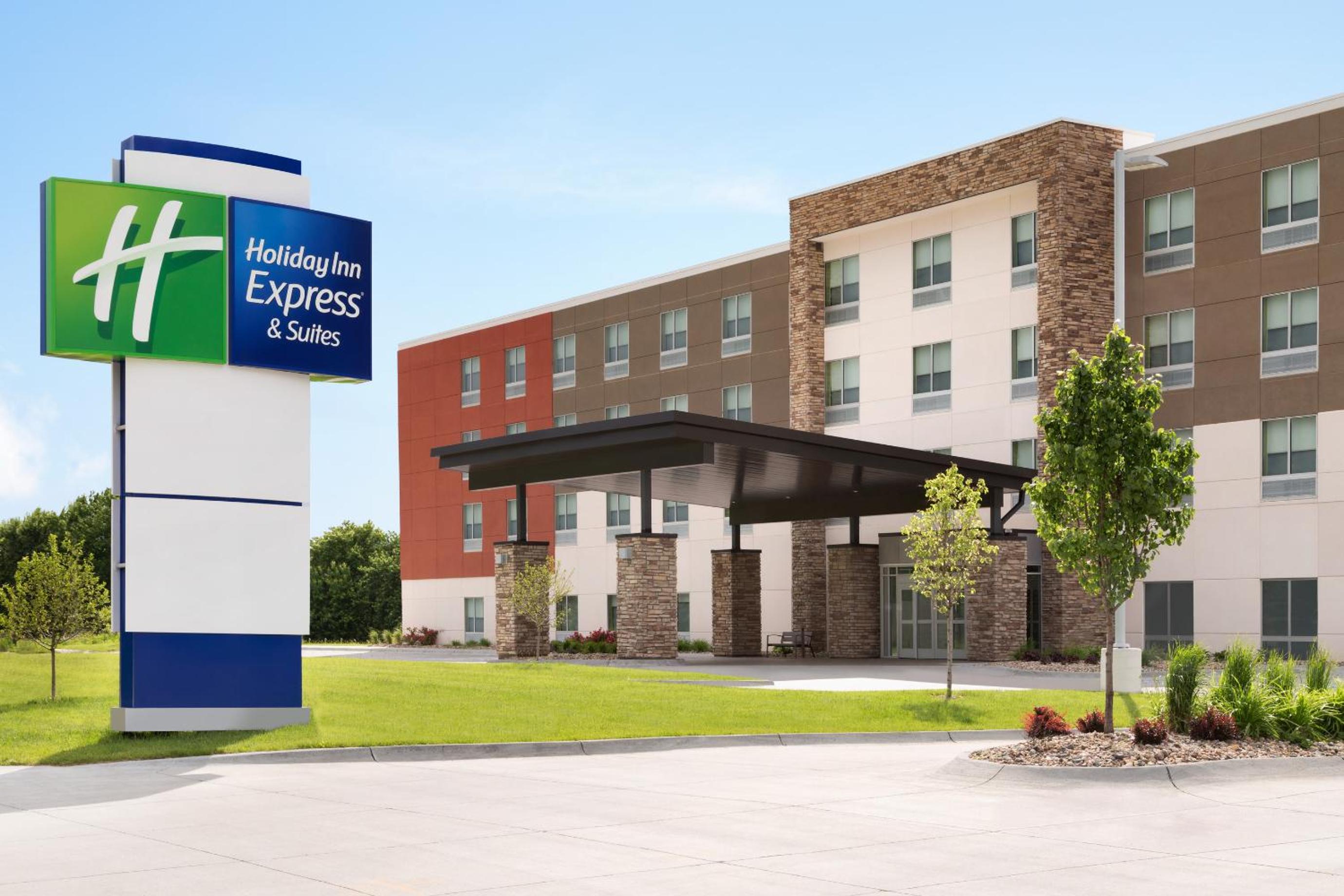 Brunswick Vacations - Holiday Inn Express Suites Brunswick-Harpers Ferry Area, an IHG Hotel - Property Image 57