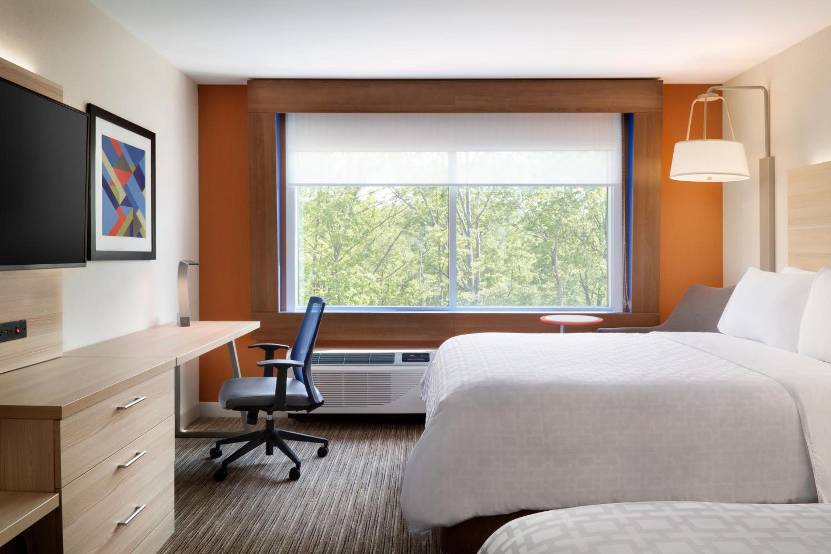 Brunswick Vacations - Holiday Inn Express Suites Brunswick-Harpers Ferry Area, an IHG Hotel - Property Image 51