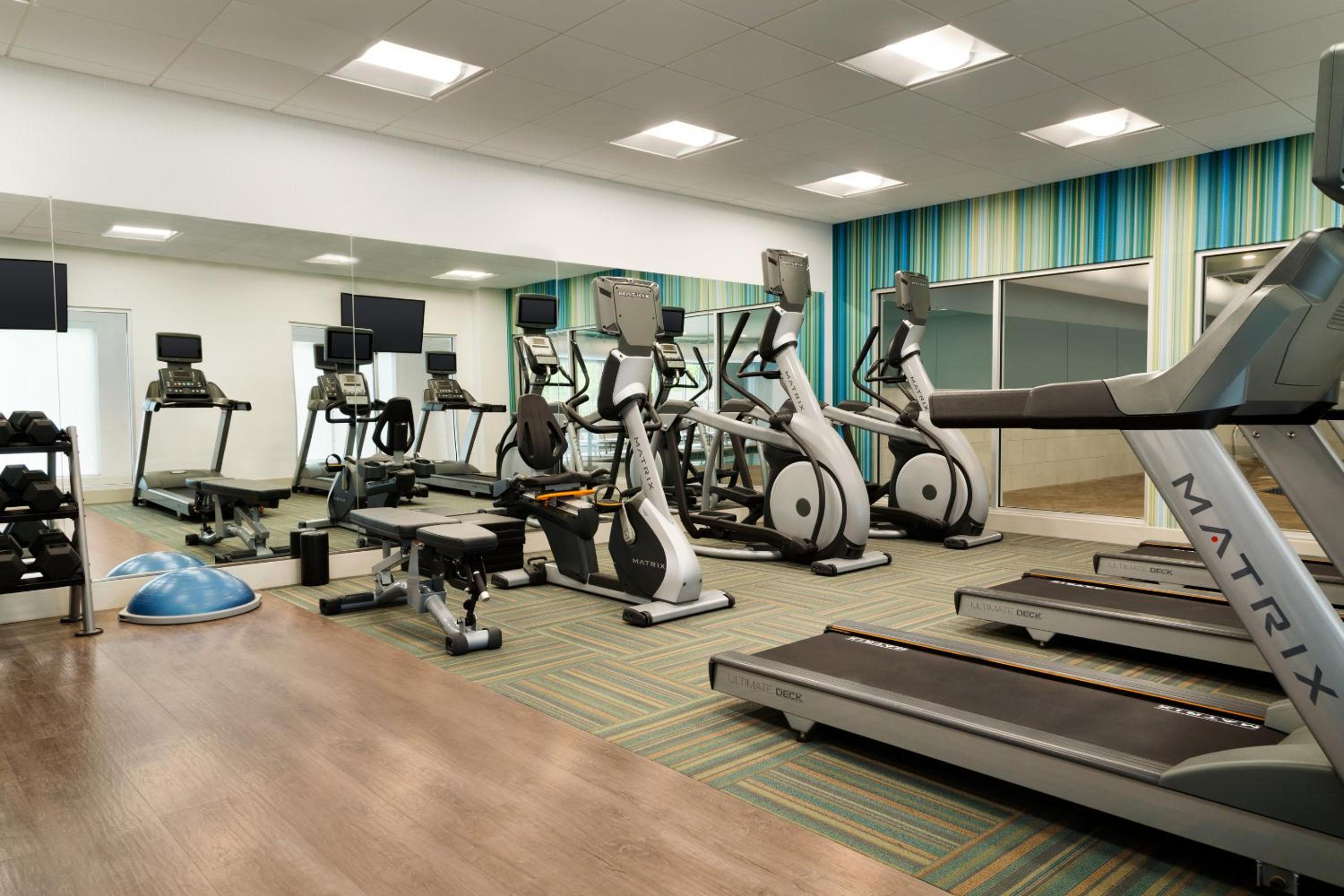 Brunswick Vacations - Holiday Inn Express Suites Brunswick-Harpers Ferry Area, an IHG Hotel - Property Image 50