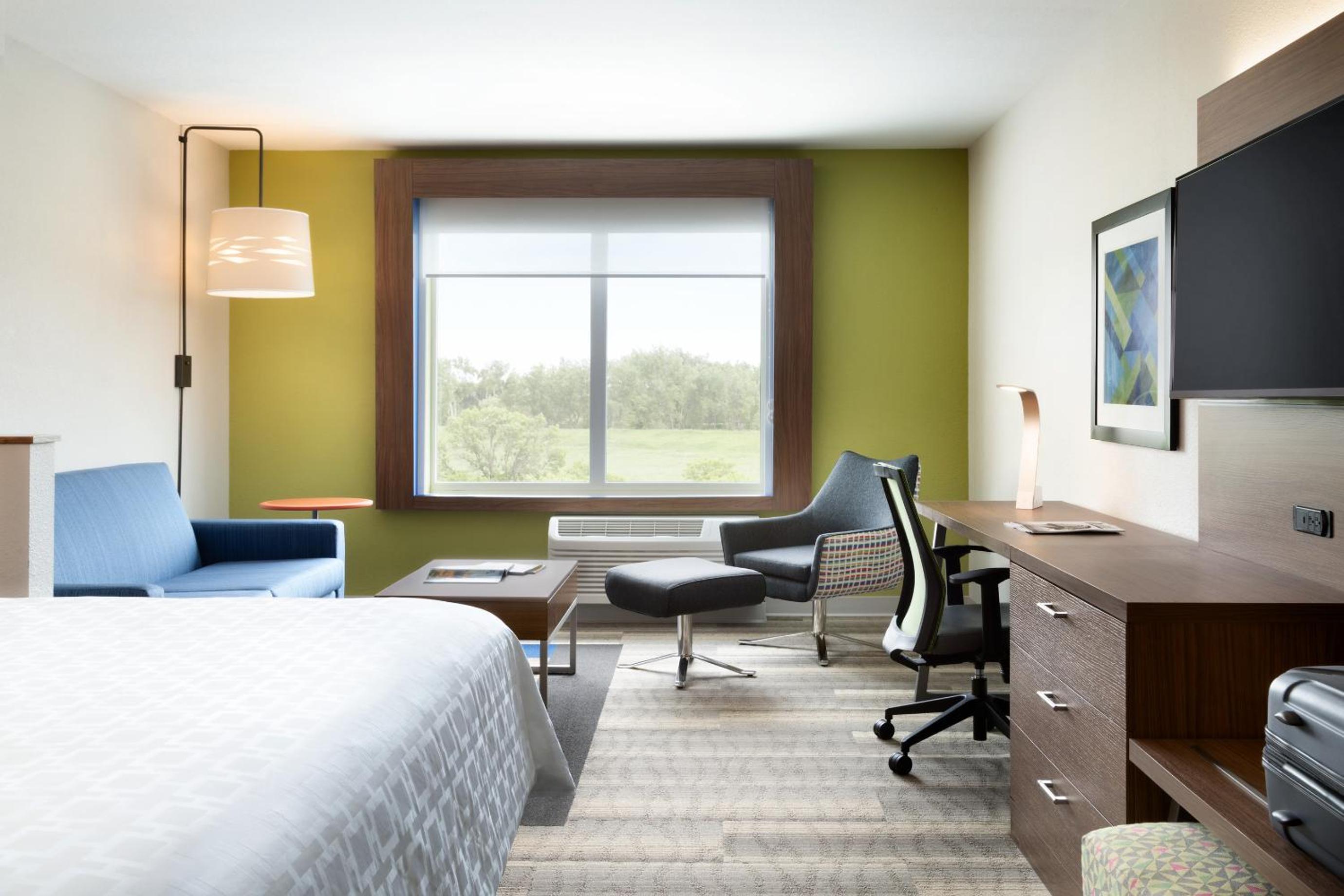 Brunswick Vacations - Holiday Inn Express Suites Brunswick-Harpers Ferry Area, an IHG Hotel - Property Image 47