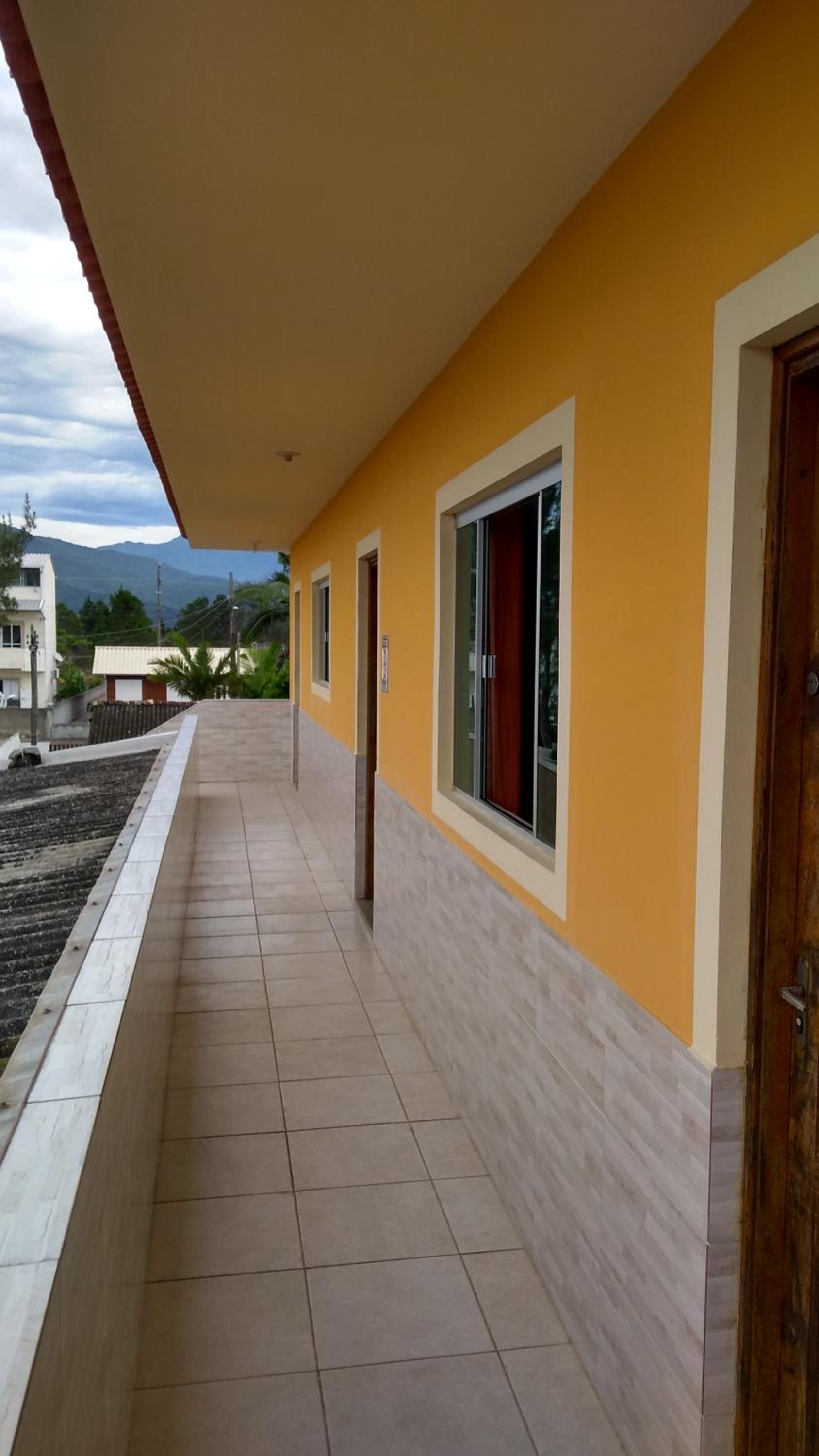 Amplo Apartamento na Pinheira