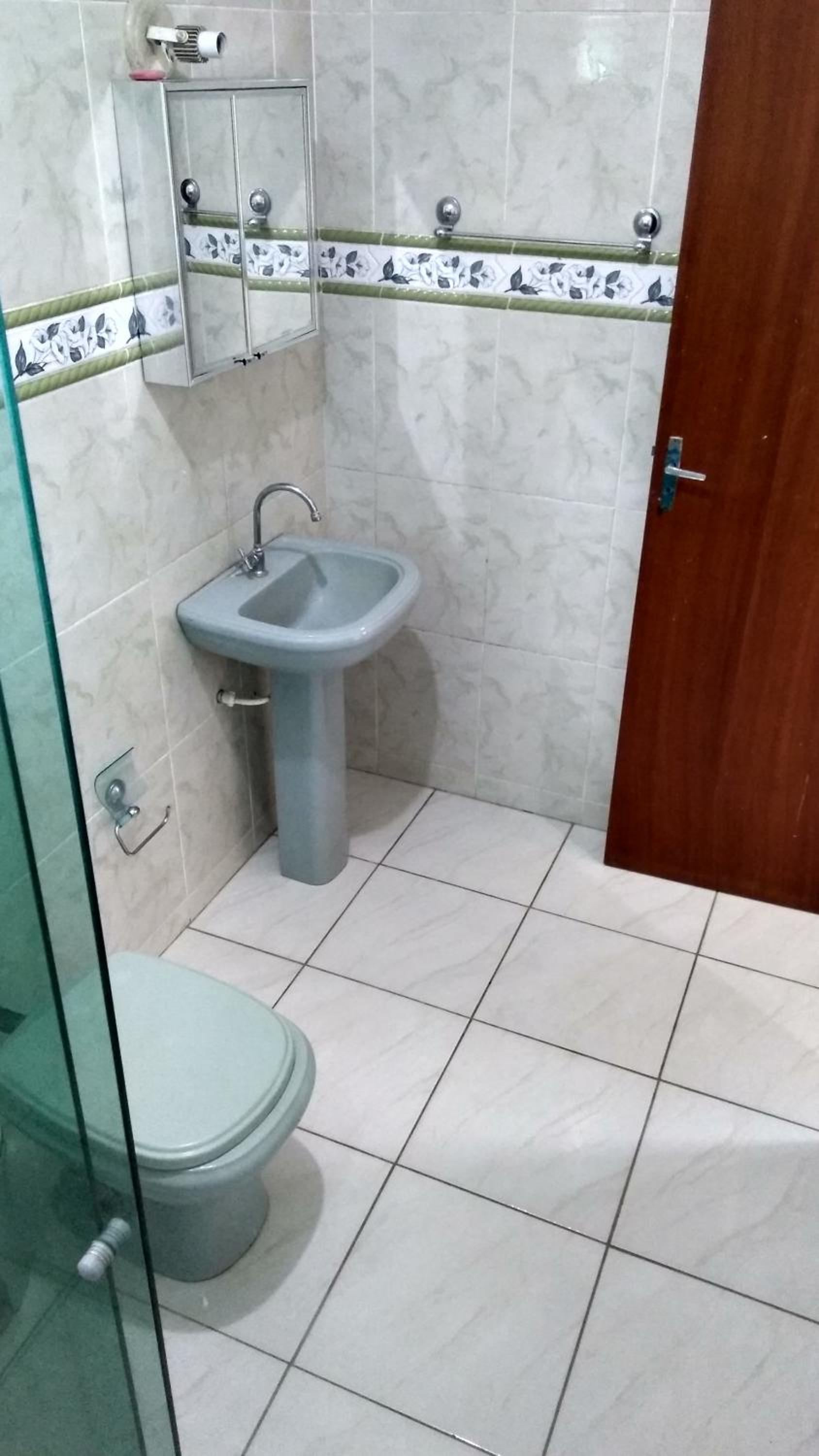 Amplo Apartamento na Pinheira
