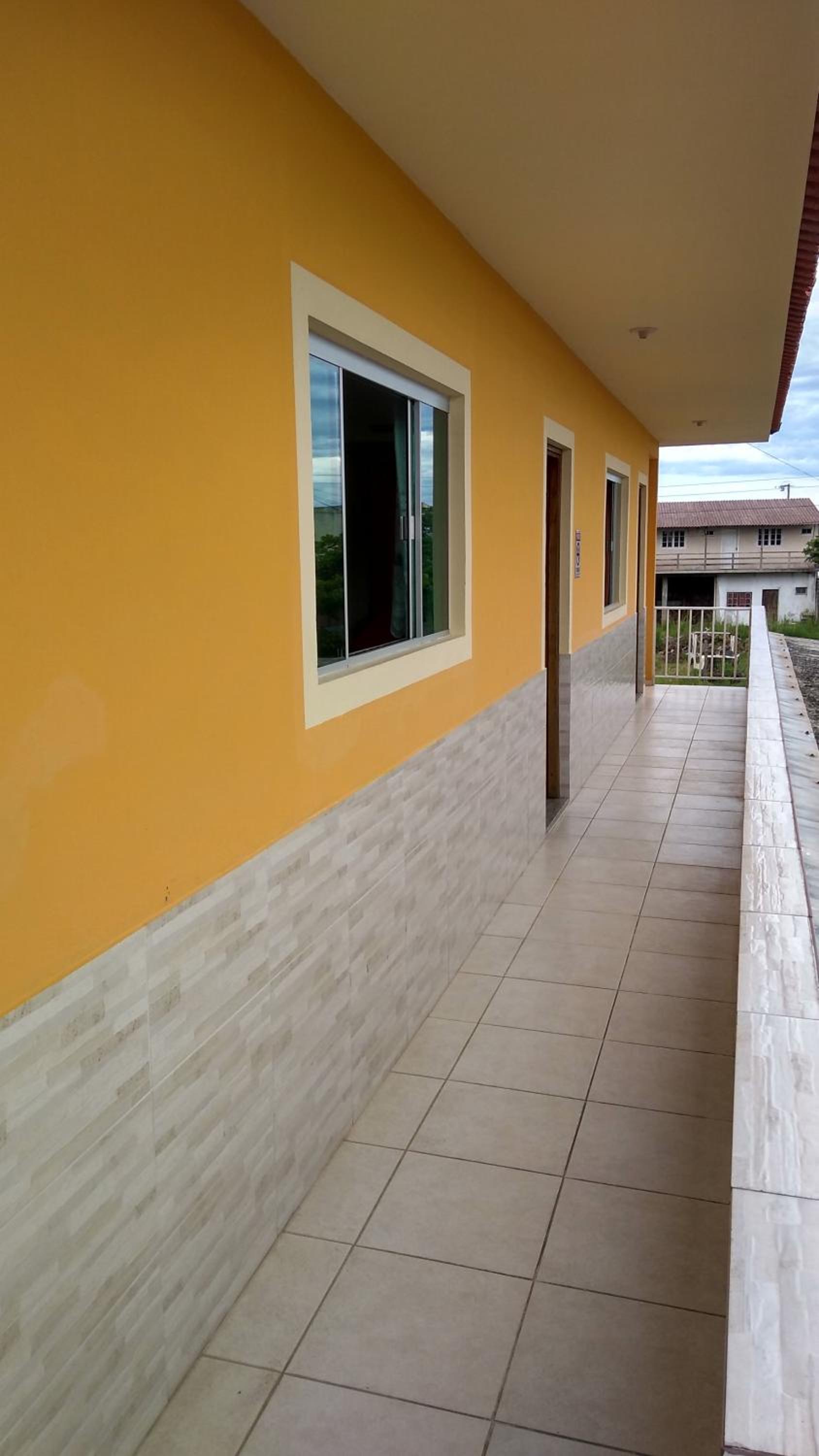 Amplo Apartamento na Pinheira