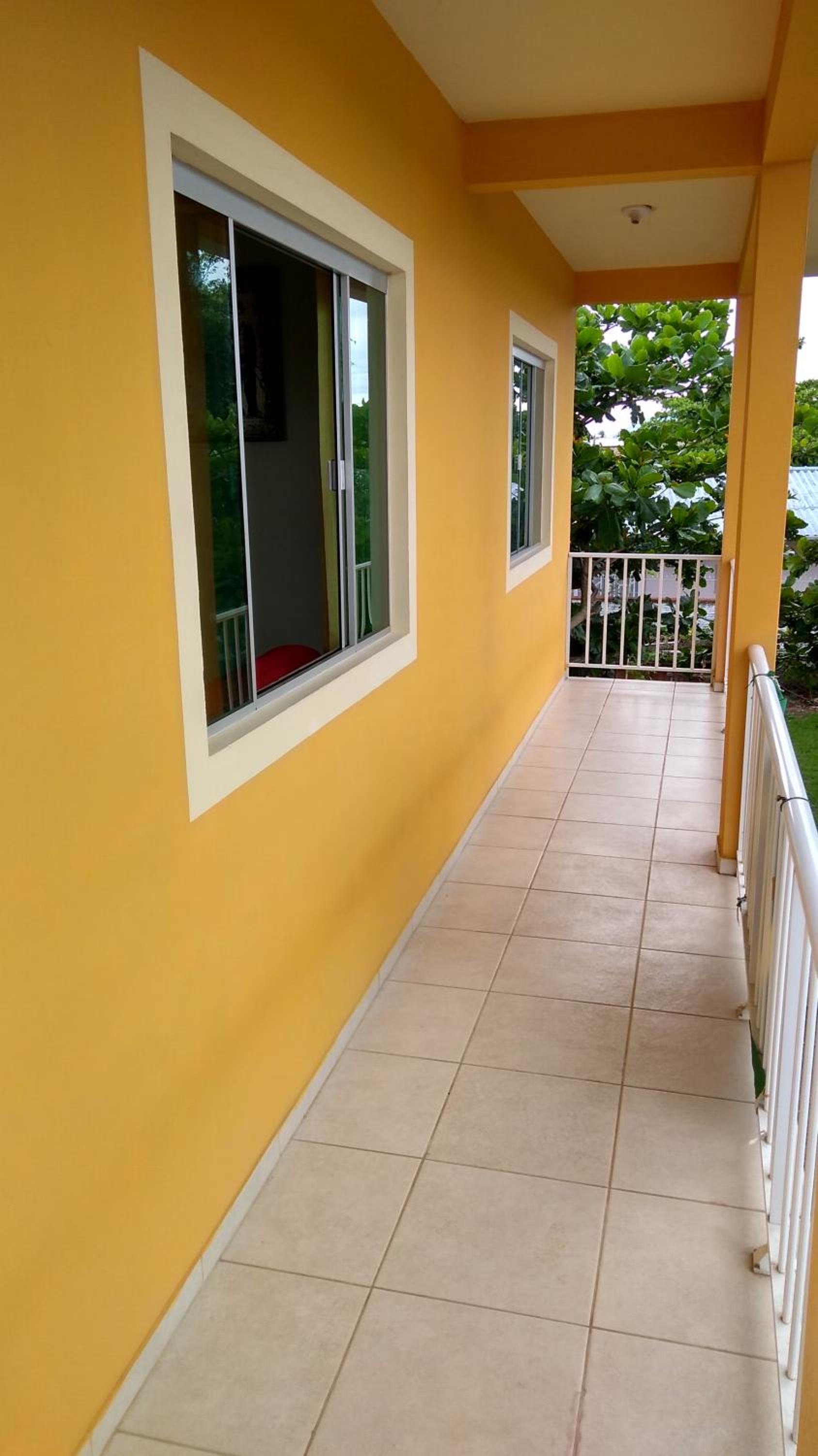 Amplo Apartamento na Pinheira