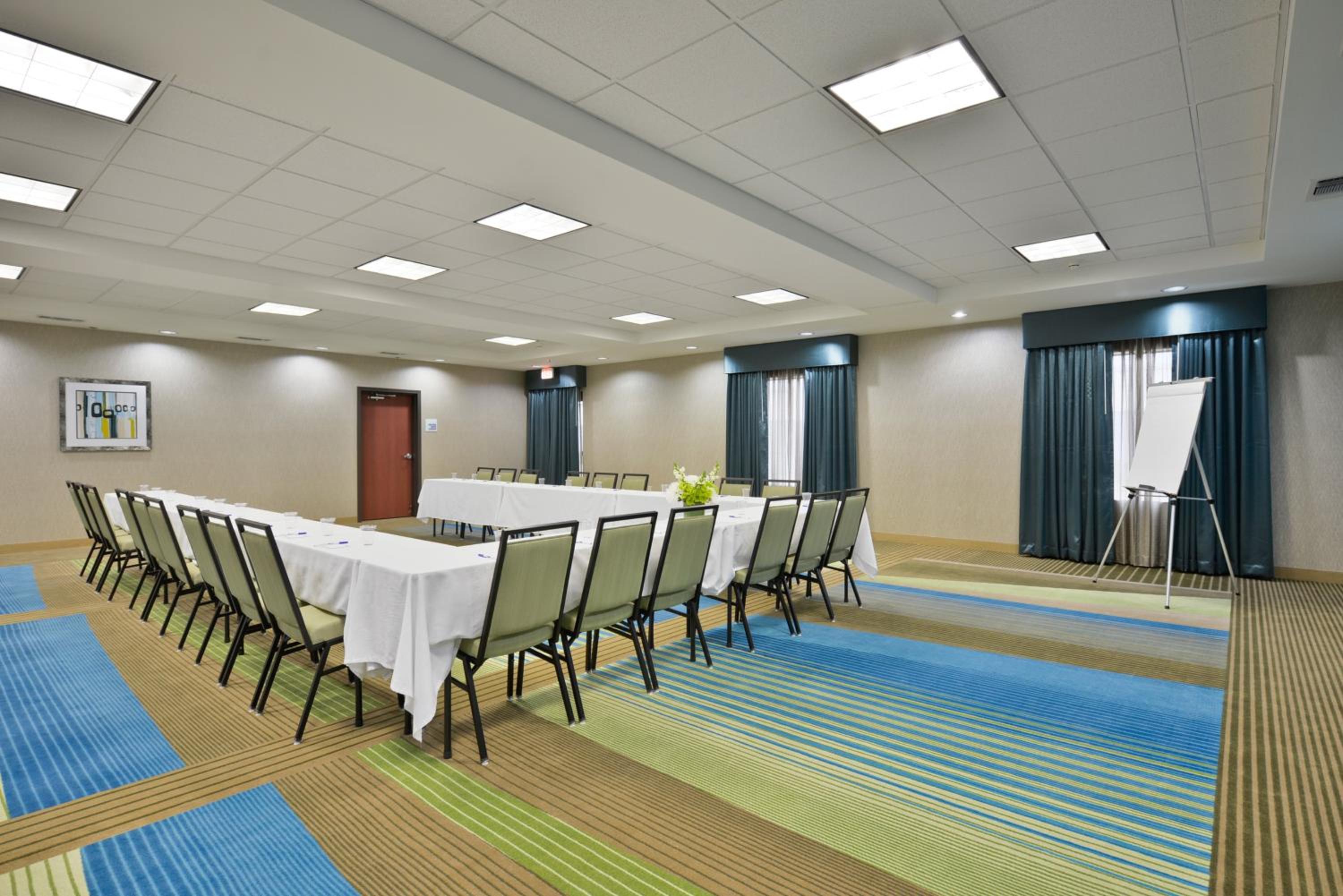 Forrest City Vacations - Holiday Inn Express  Suites Forrest City, an IHG Hotel - Property Image 3