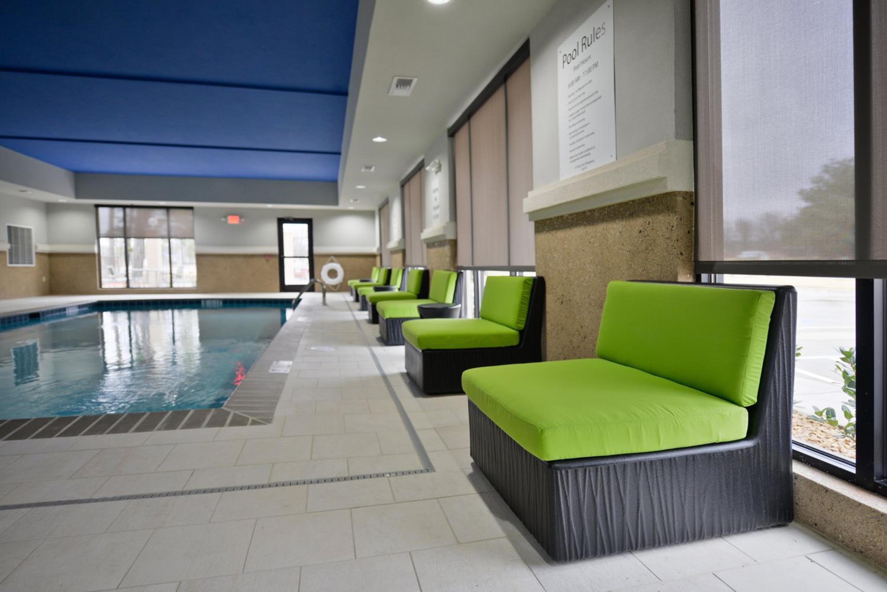 Forrest City Vacations - Holiday Inn Express  Suites Forrest City, an IHG Hotel - Property Image 10