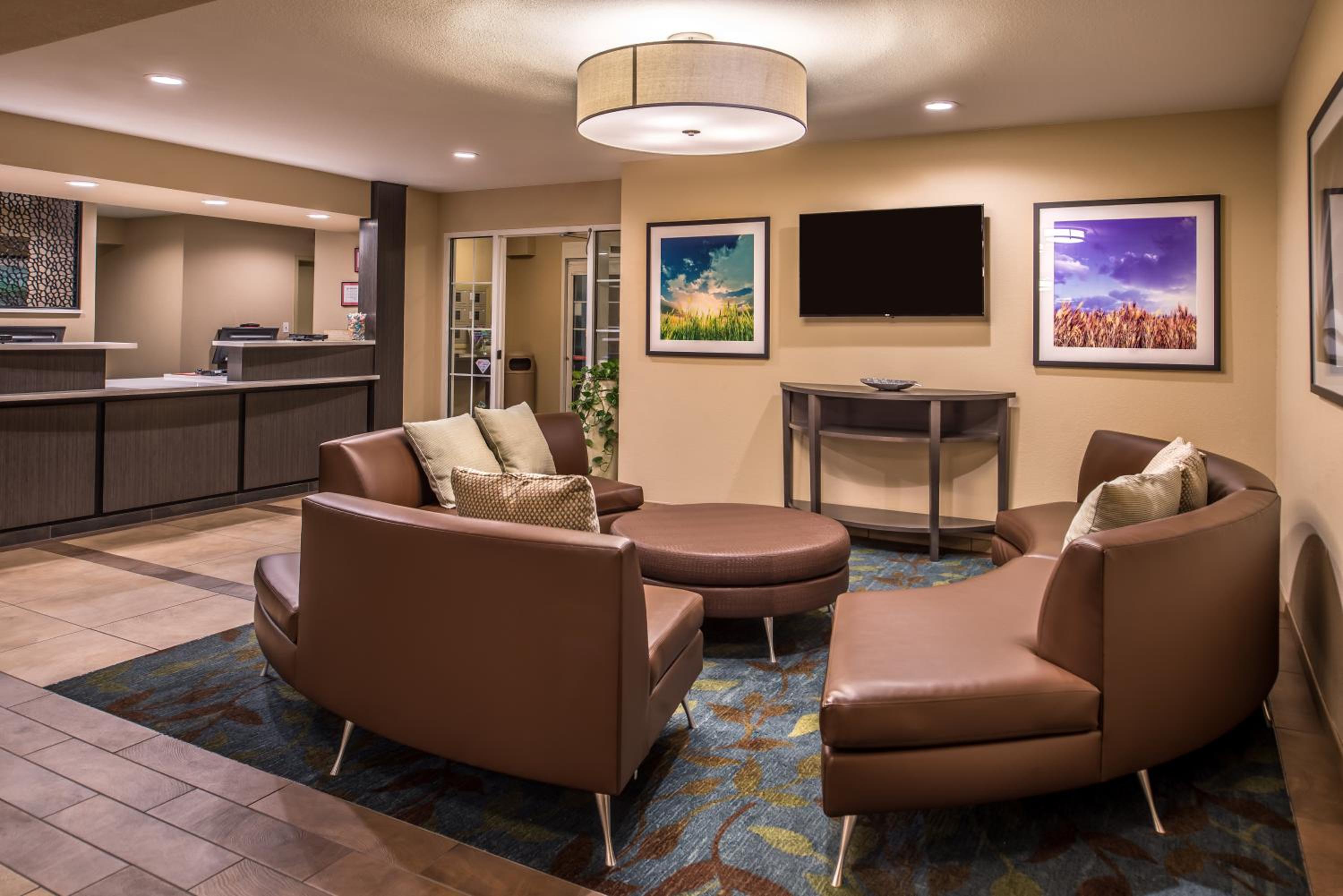 Sierra Vista Vacations - Candlewood Suites Sierra Vista, an IHG Hotel - Property Image 3