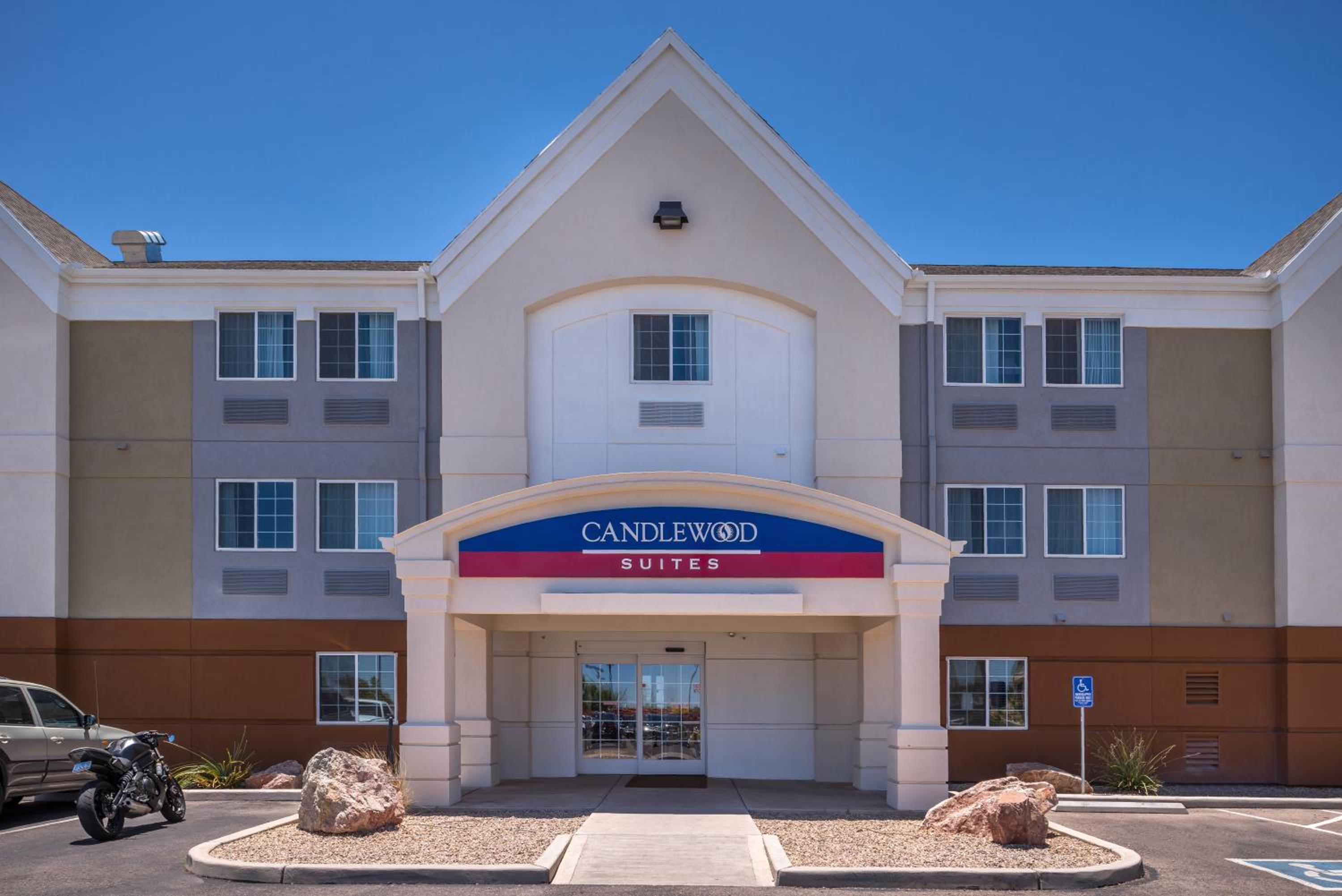 Sierra Vista Vacations - Candlewood Suites Sierra Vista, an IHG Hotel - Property Image 1