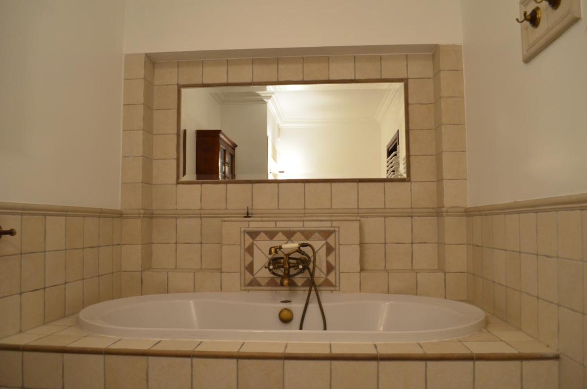 Jacuzzi