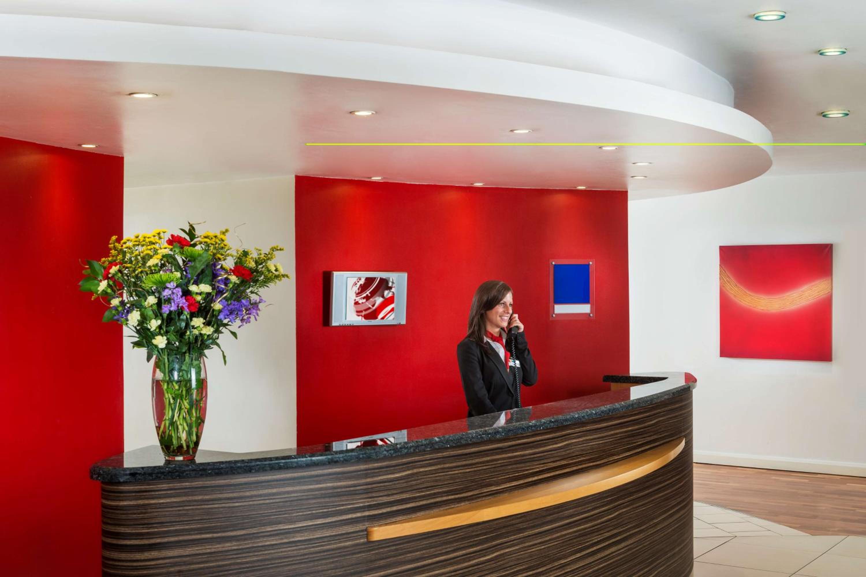 Walsall Vacations - Park Inn by Radisson Birmingham Walsall - Property Image 9