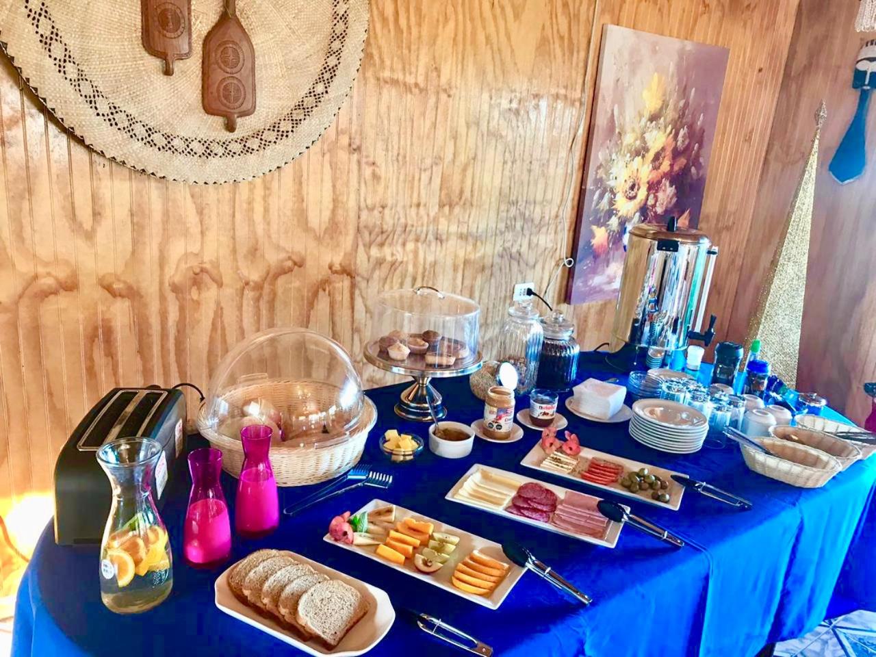 Teanehi Bed & Breakfast