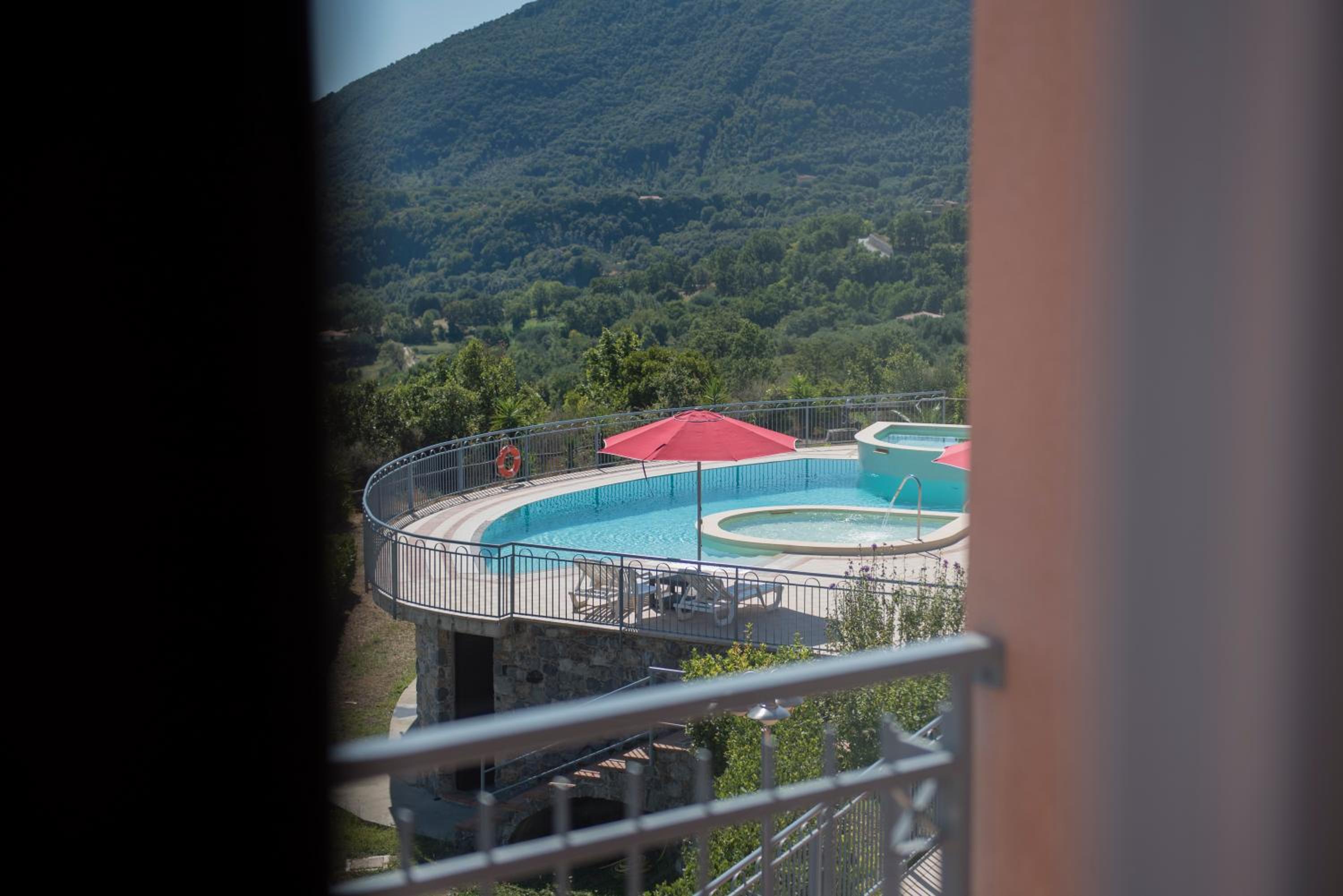 Hotel Caluna Charme