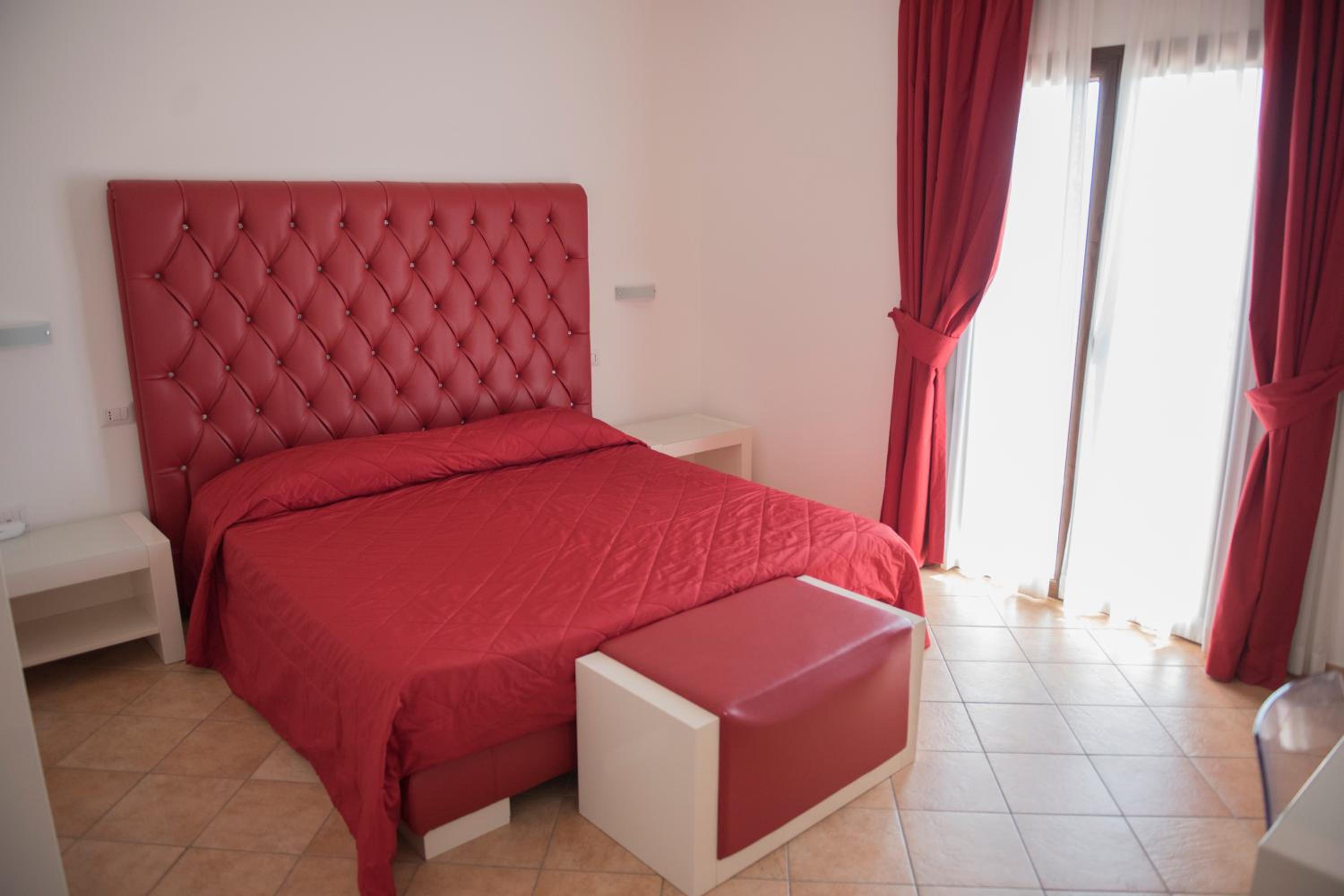 Hotel Caluna Charme