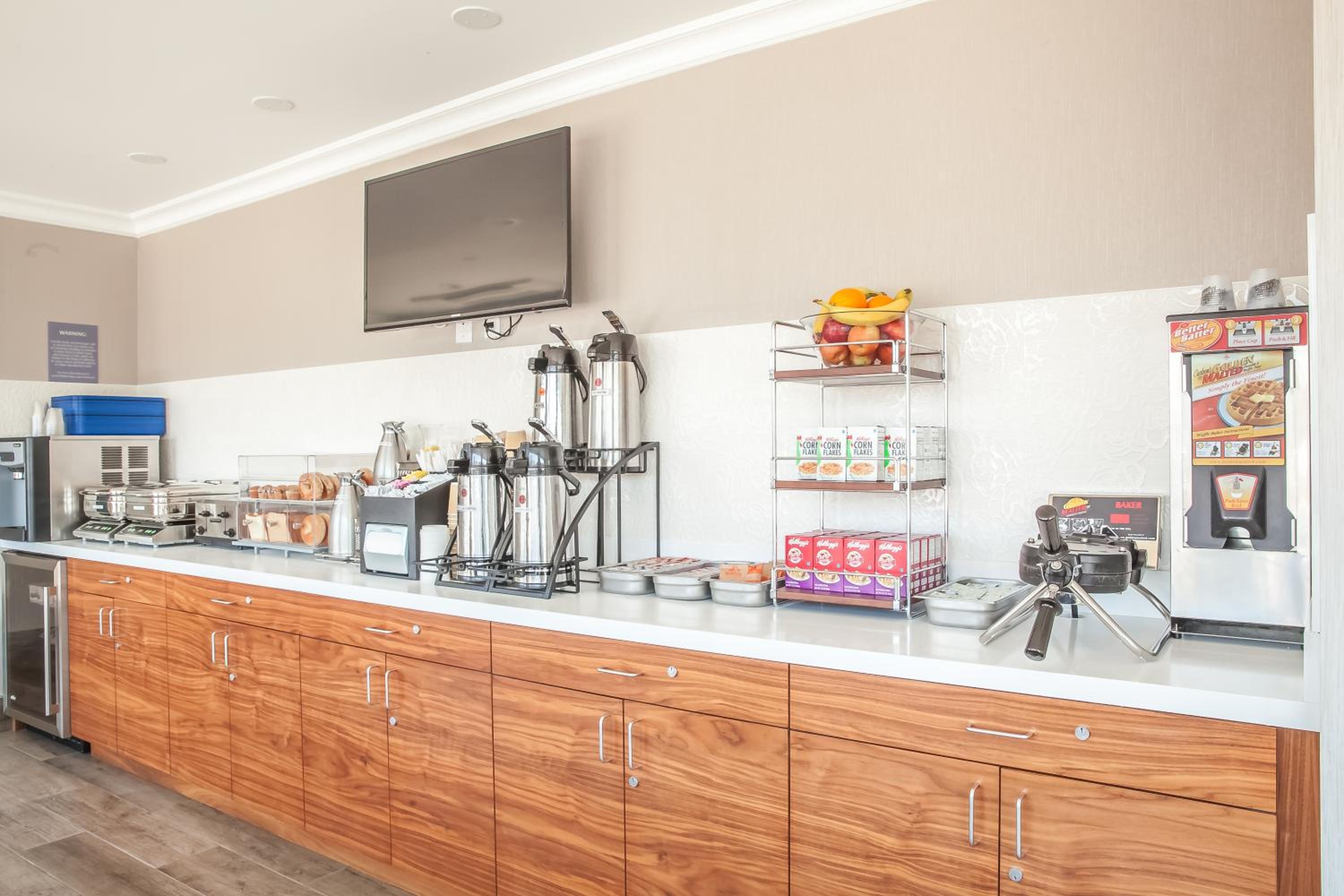 Pasadena Rose Crown Hotel - Property Image 23