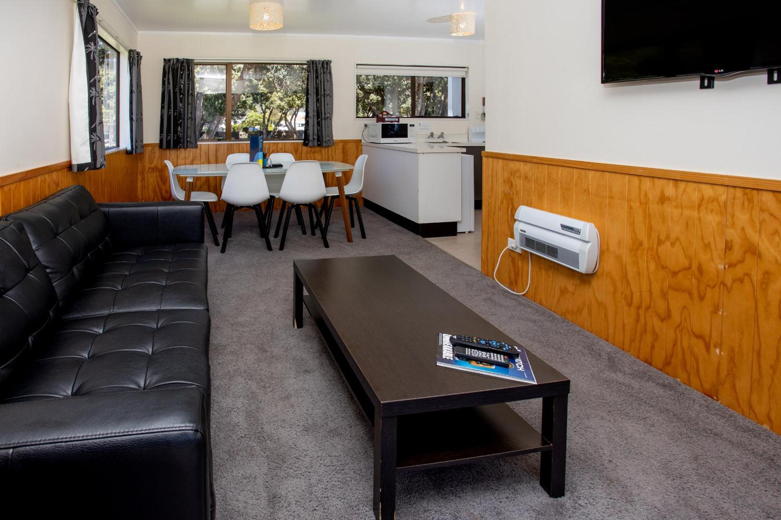 Wellington TOP 10 Holiday Park