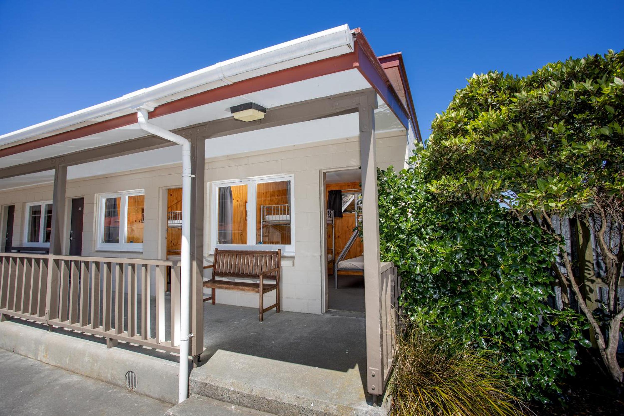Wellington TOP 10 Holiday Park