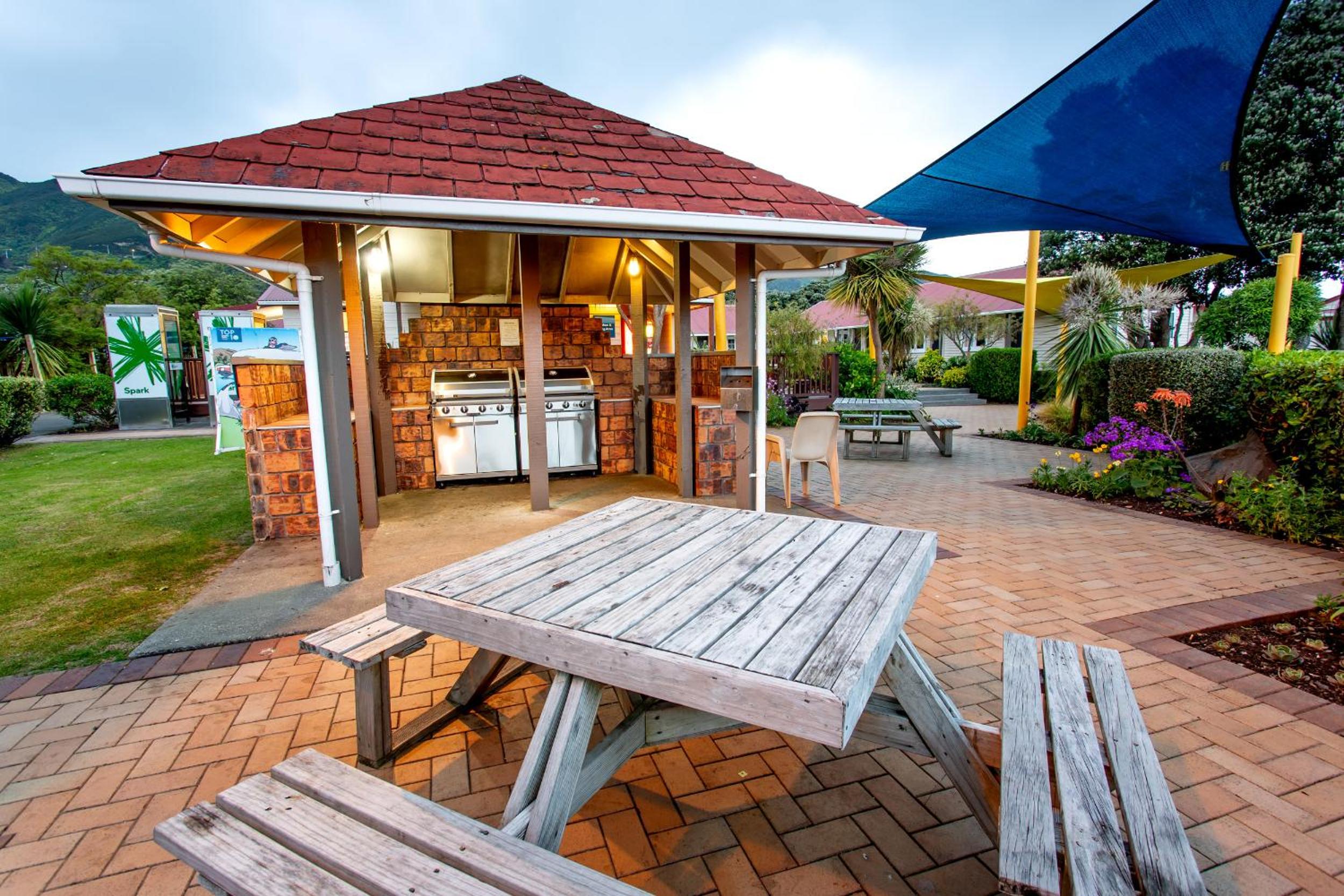 Wellington TOP 10 Holiday Park