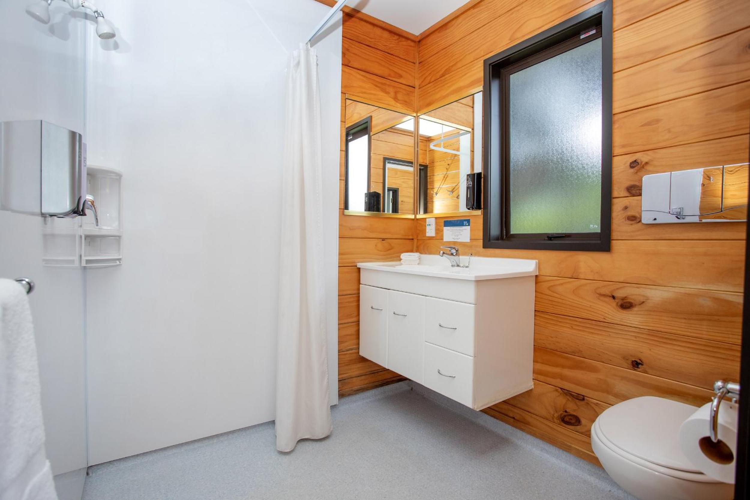 Wellington TOP 10 Holiday Park
