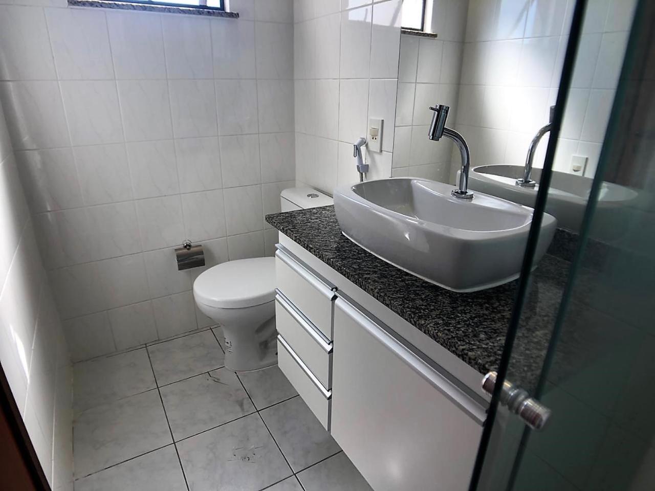Apt 2 quartos próximo a Praia do Forte