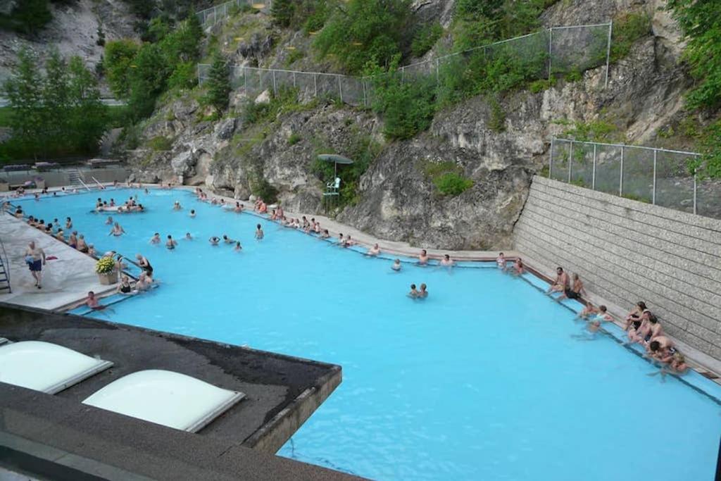 Sapphire Serenity Hot Tub Pool Ground Floor