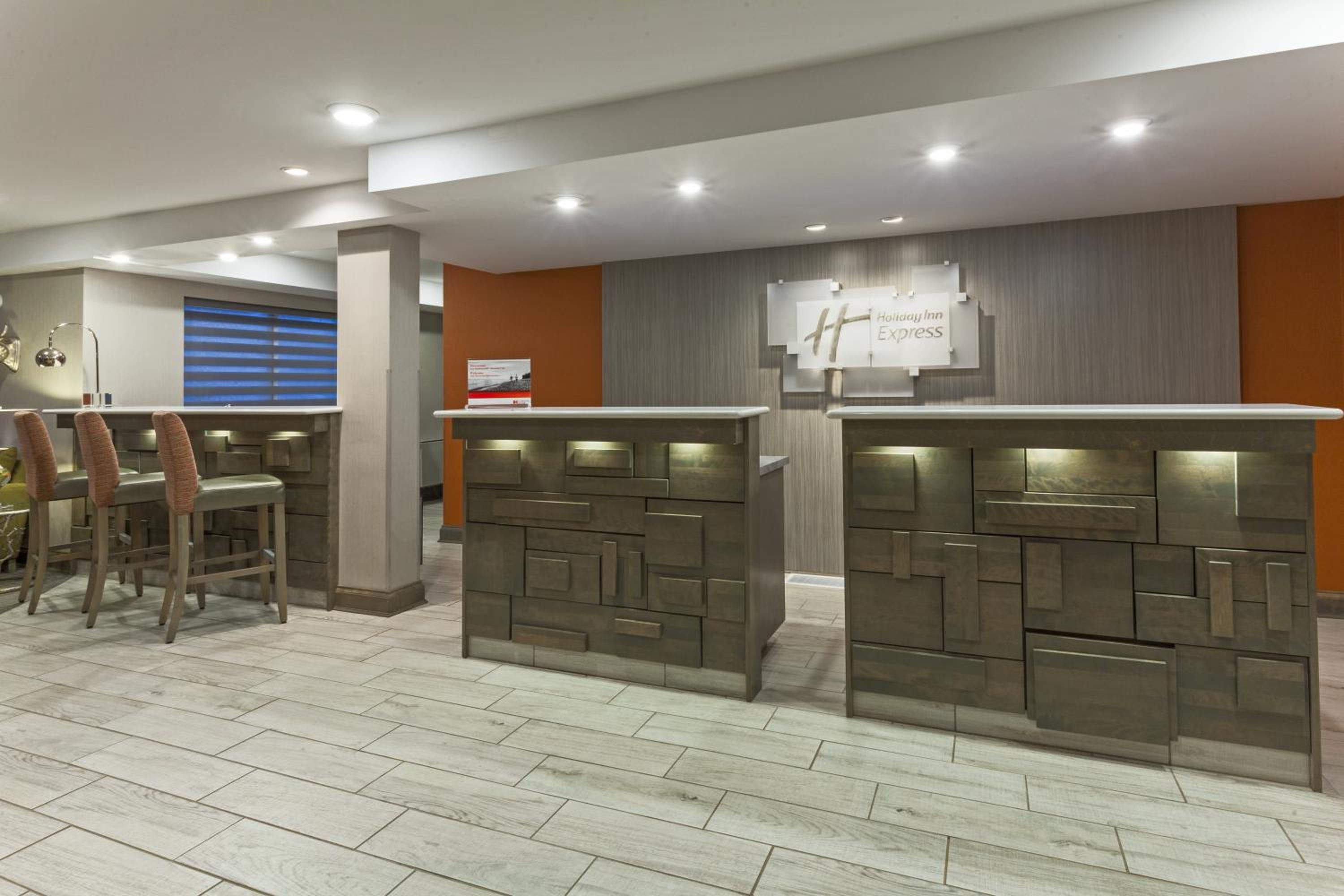 Fredericton Vacations - Holiday Inn Express Hotel  Suites Uptown Fredericton, an IHG Hotel - Property Image 9