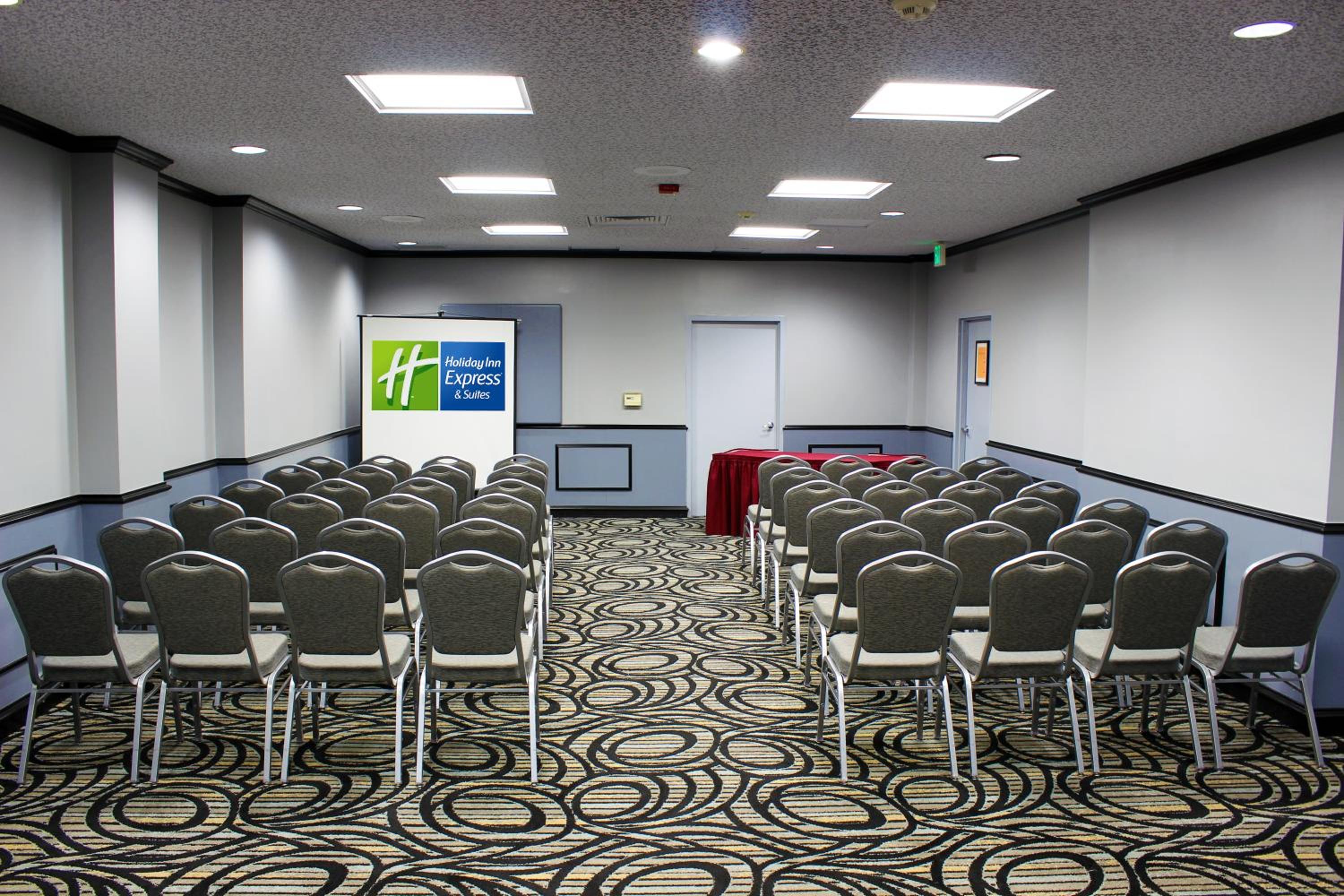 Van Nuys Vacations - Holiday Inn Express Van Nuys, an IHG Hotel - Property Image 31
