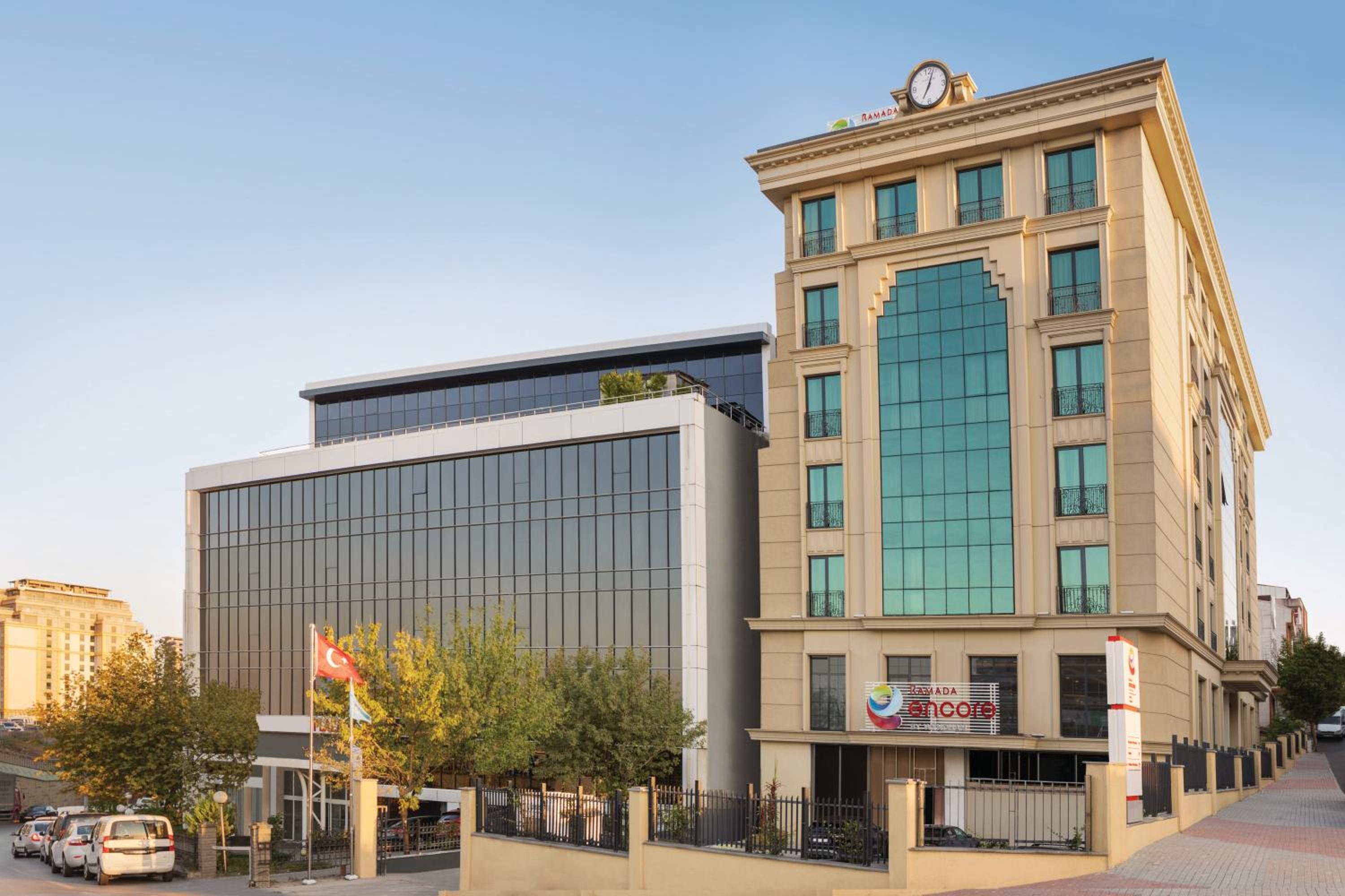 Ramada Encore By Wyndham İstanbul Basin Express - Image 25