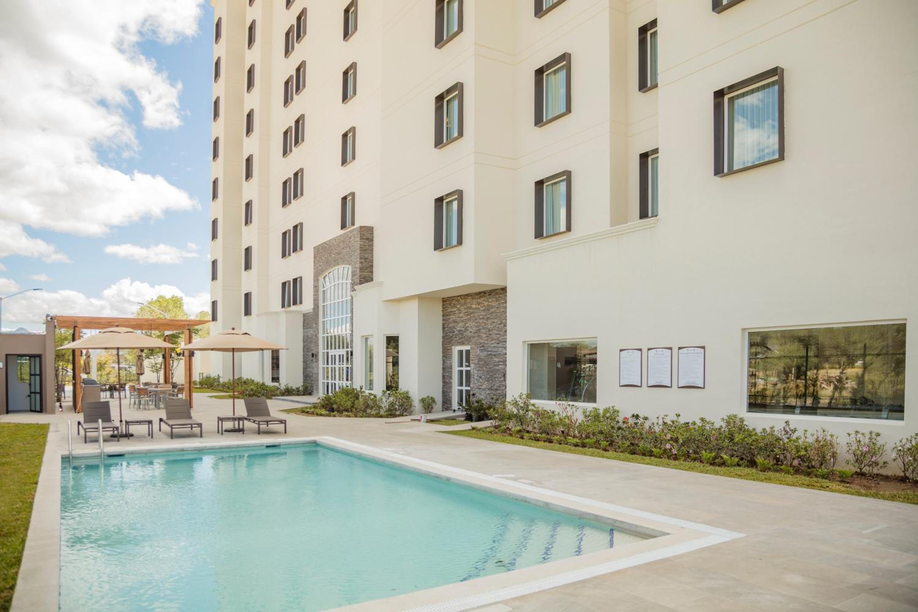 Saltillo Vacations - Staybridge Suites - Saltillo, an IHG Hotel - Property Image 7