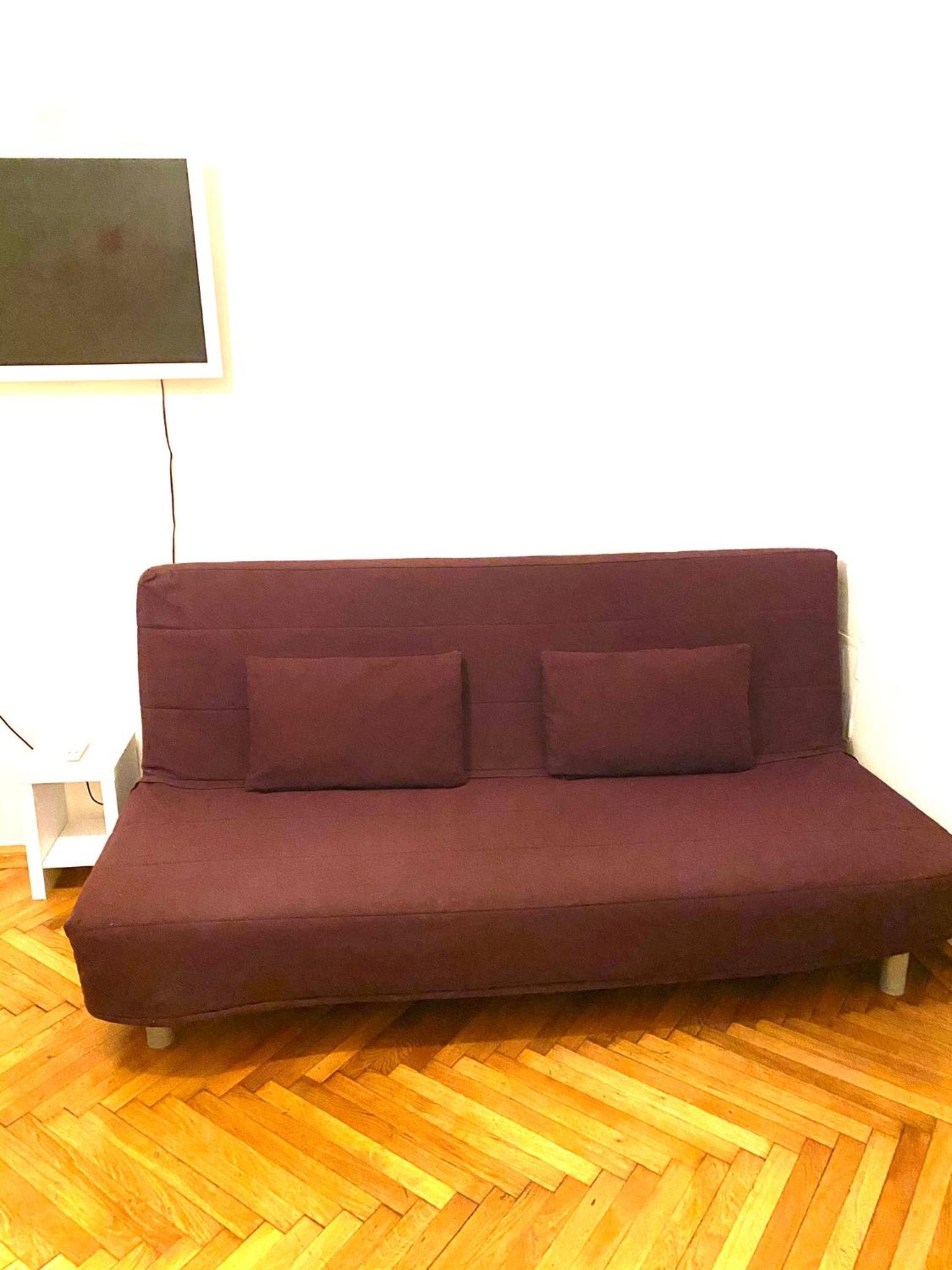 Apartment opera 1