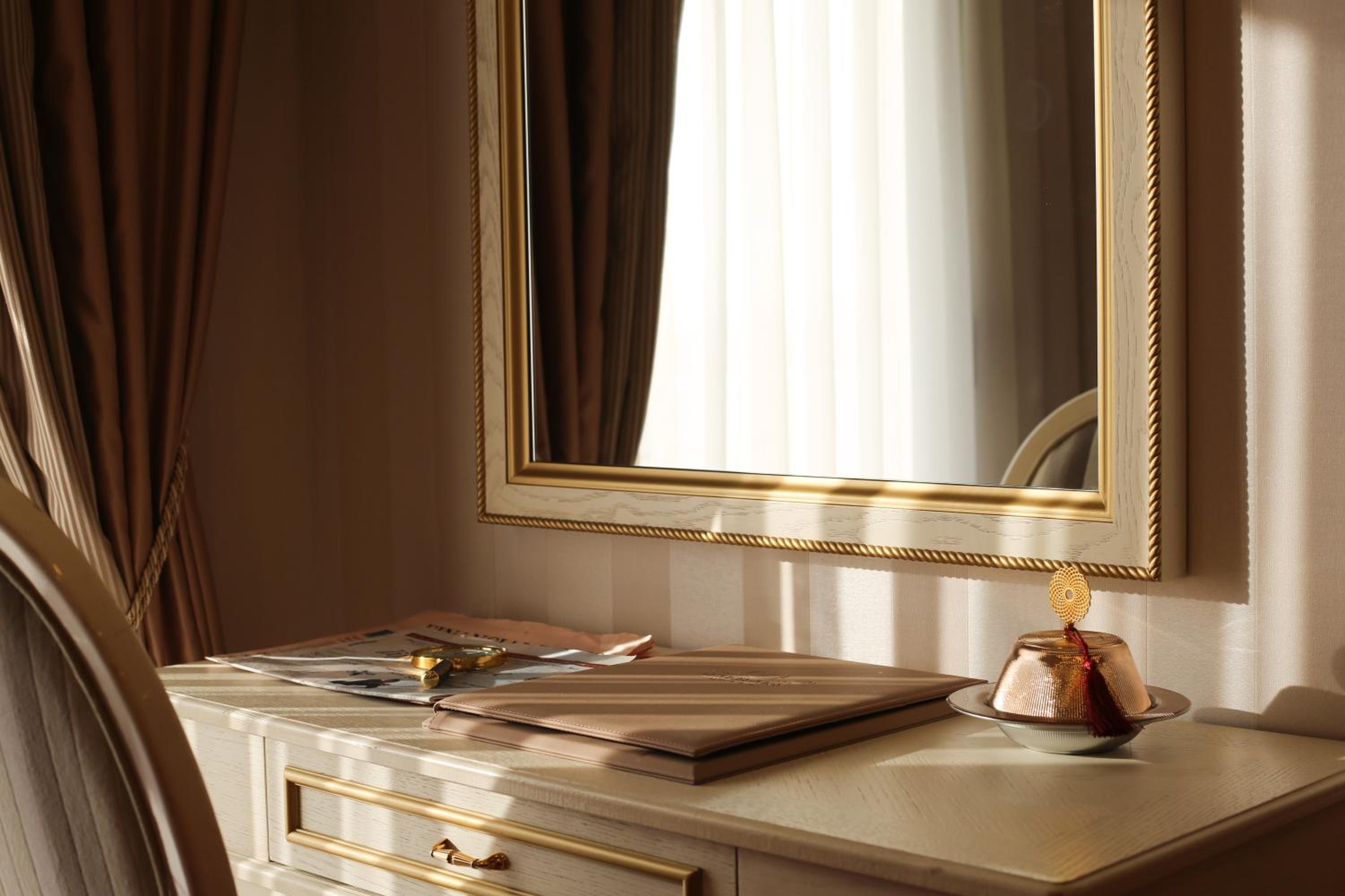 Halifaks Otel - Image 17