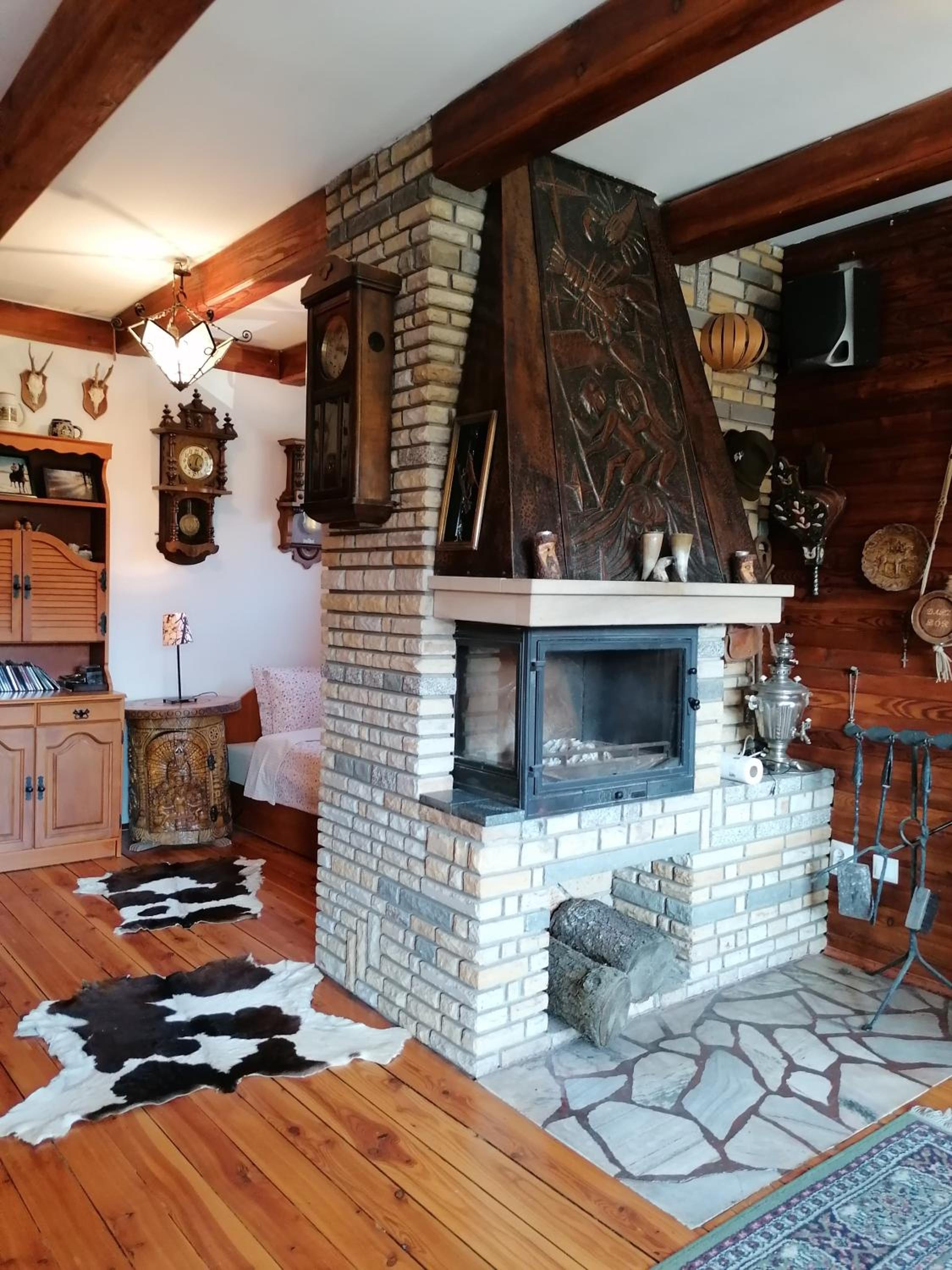 Photo 47