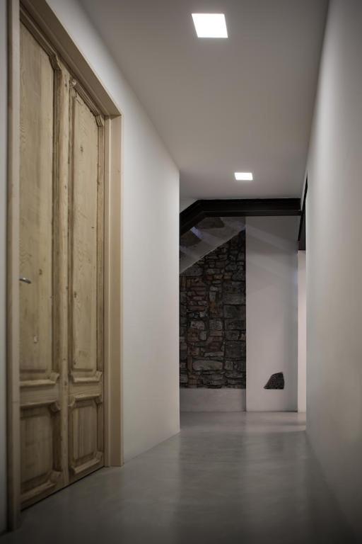 Fontana Rooms