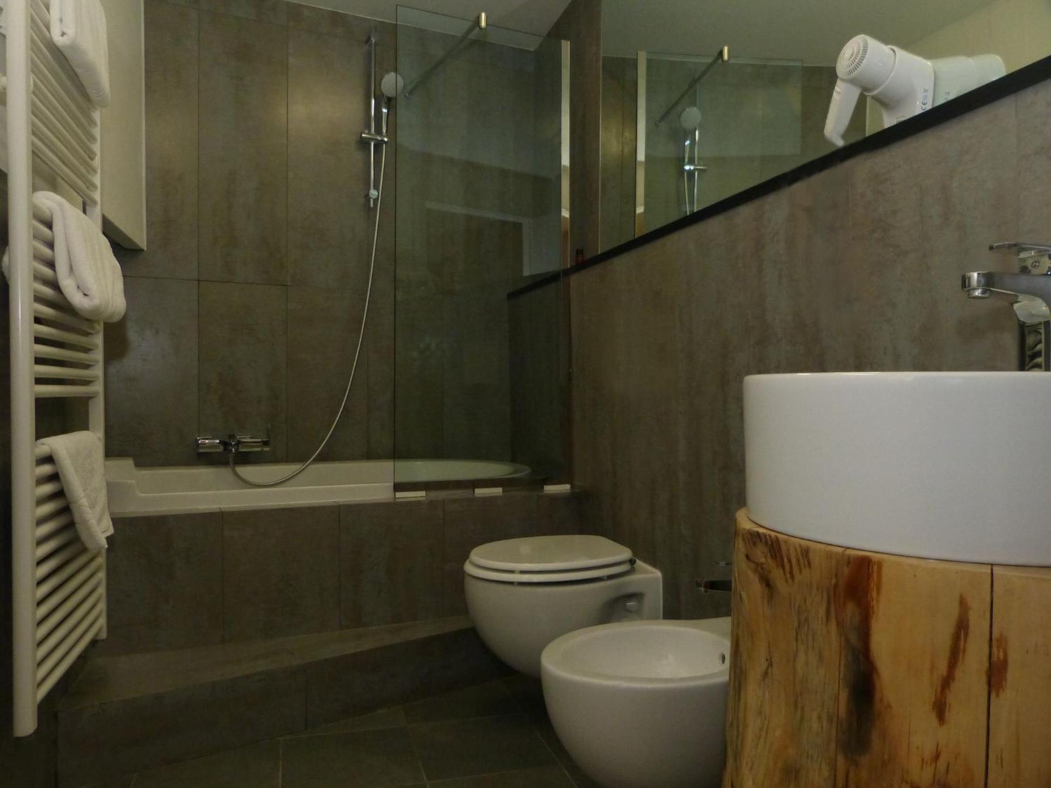 Fontana Rooms