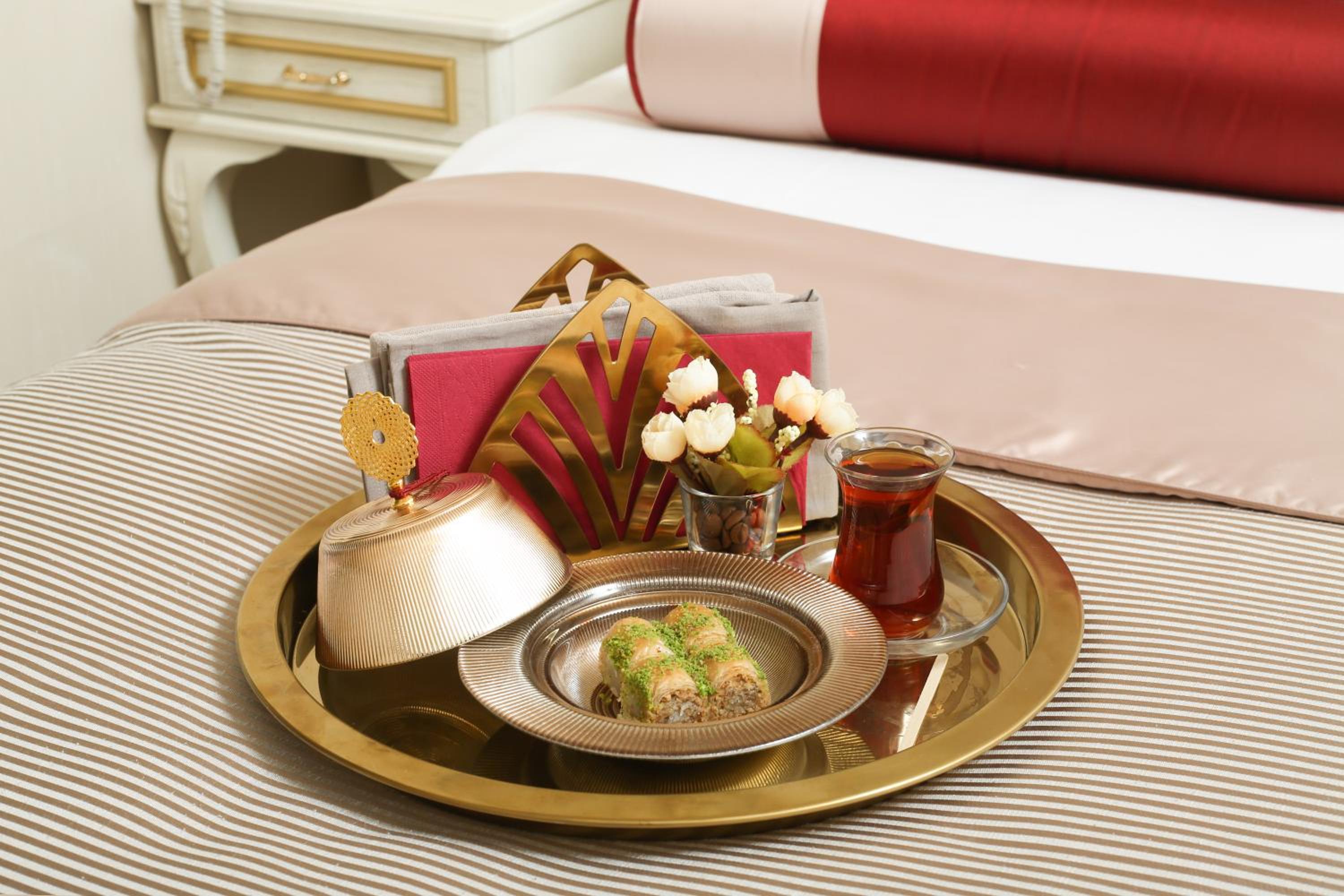 Halifaks Otel - Image 11