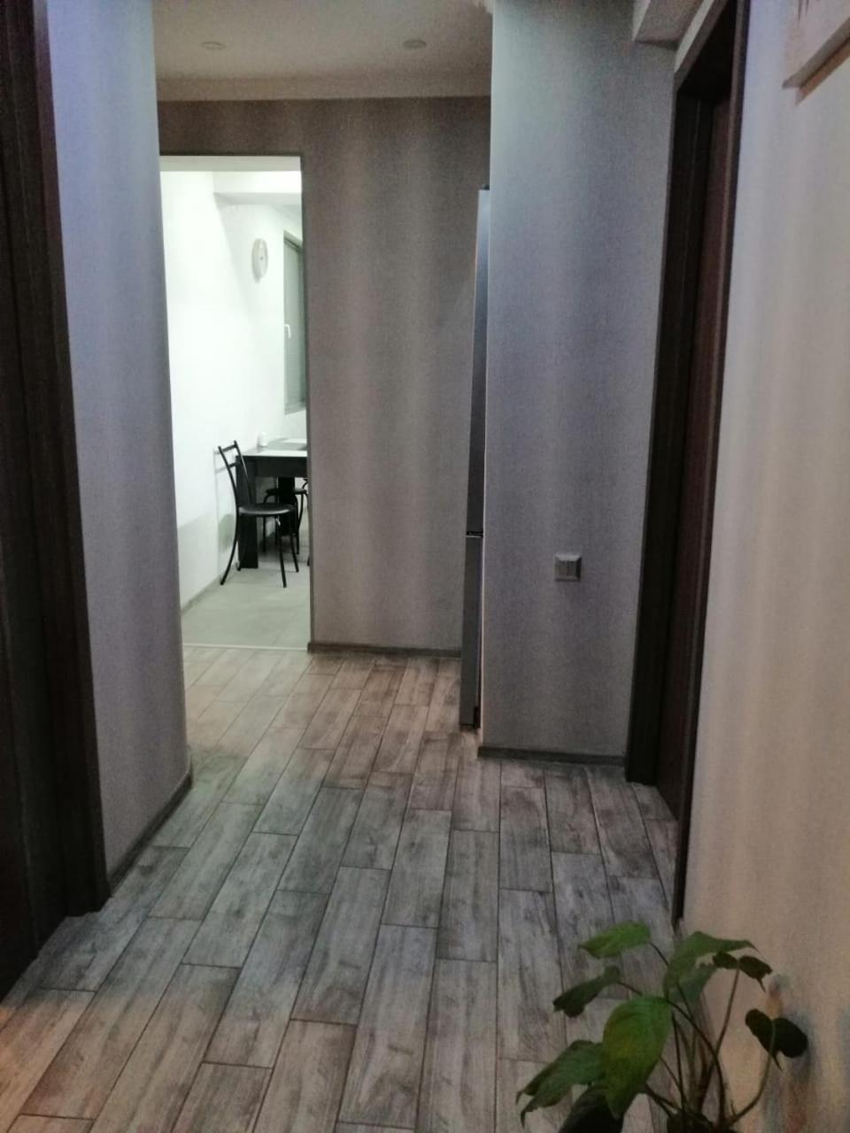 Photo 33