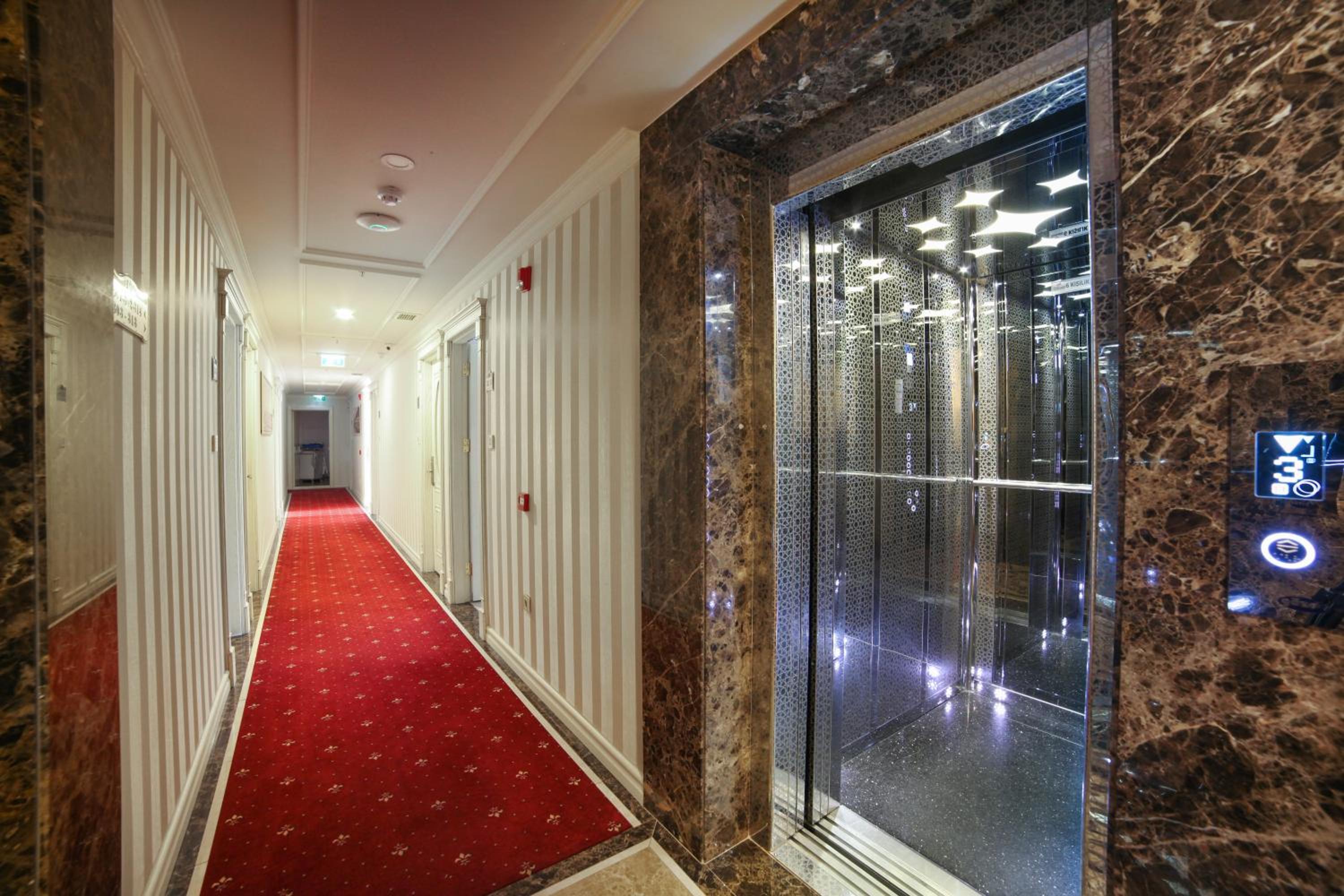 Halifaks Otel - Image 13