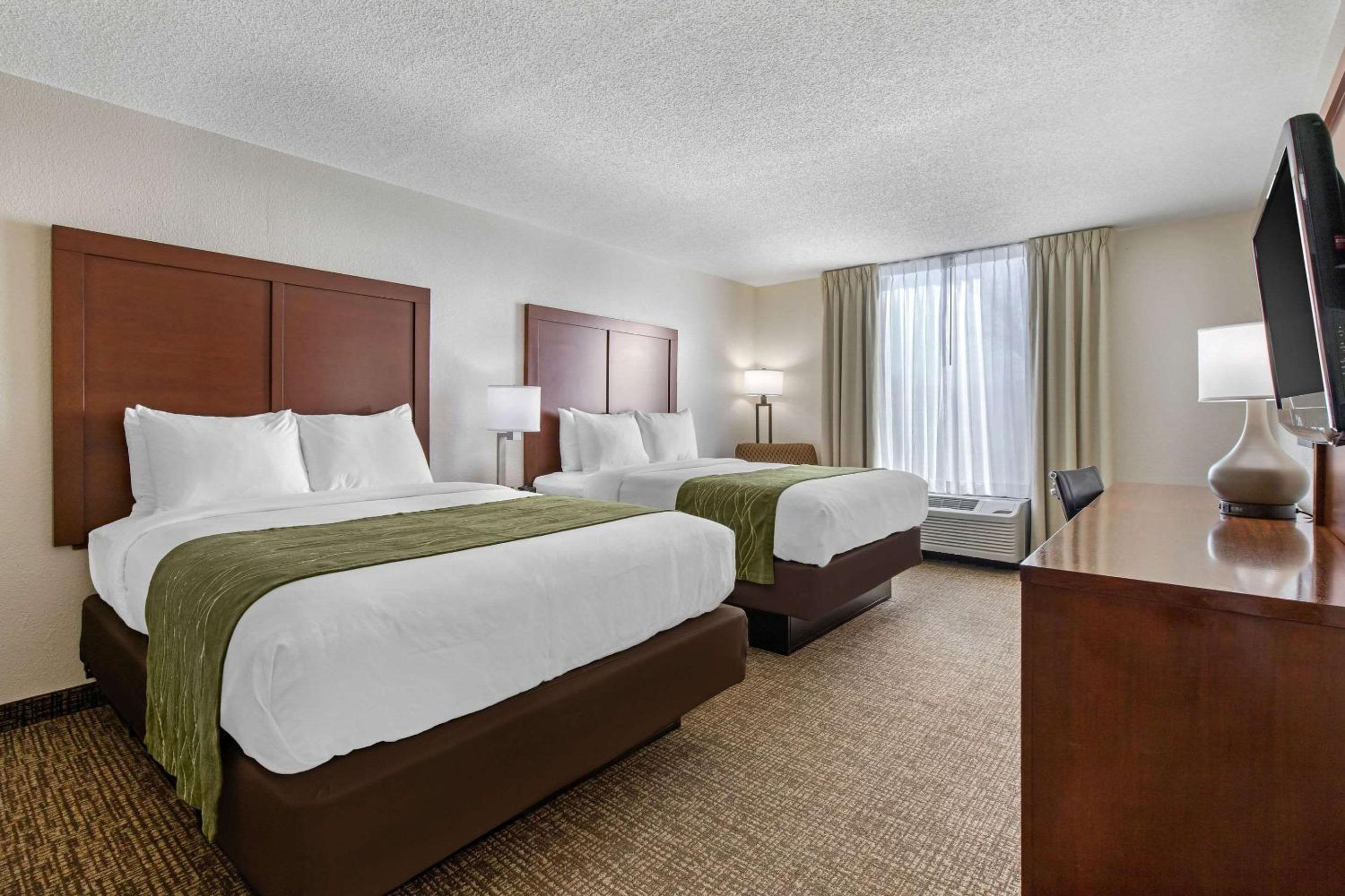 Gaffney Vacations - Comfort Inn - Property Image 1