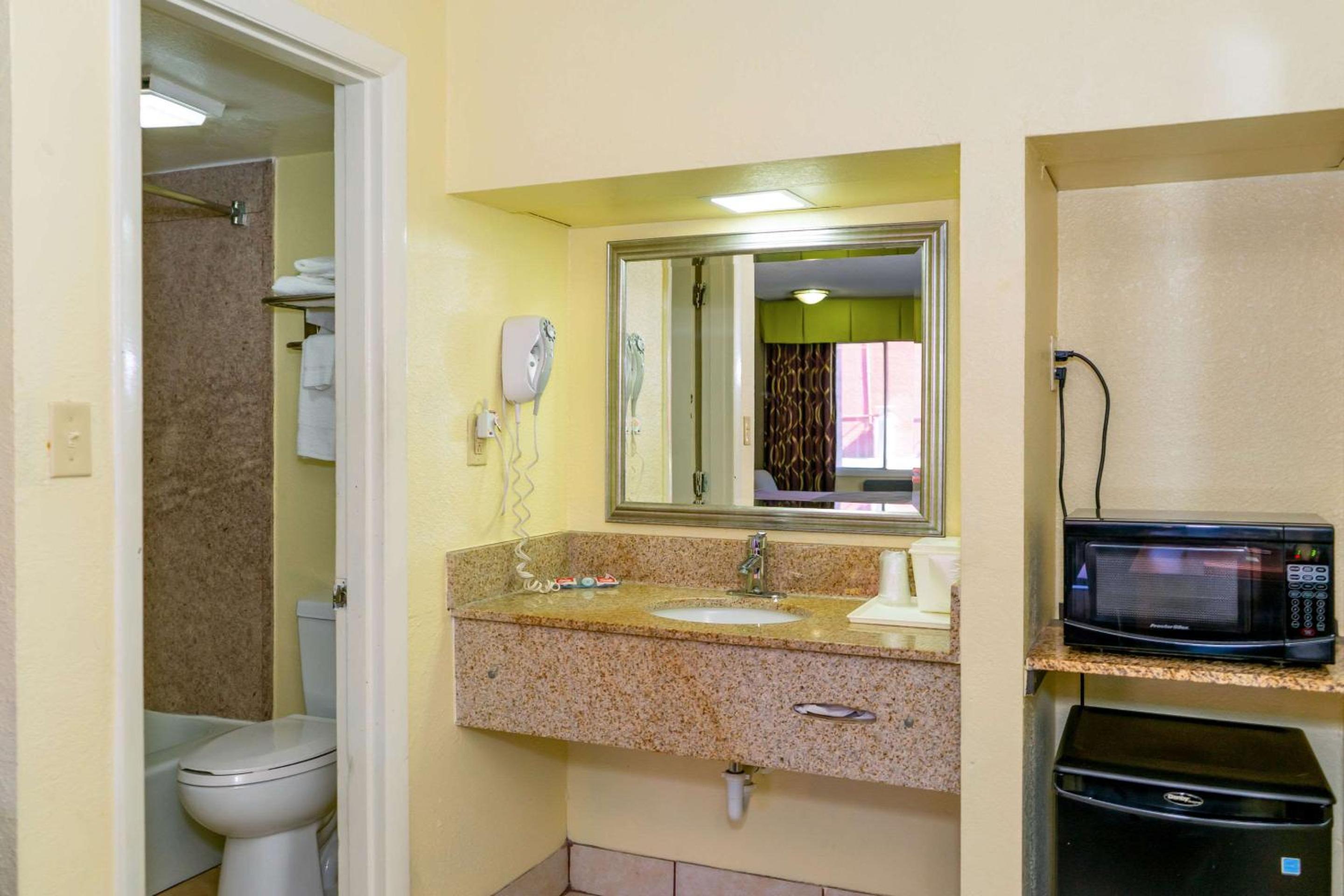 Park Inn by Radisson, Weldon - Roanoke Rapids