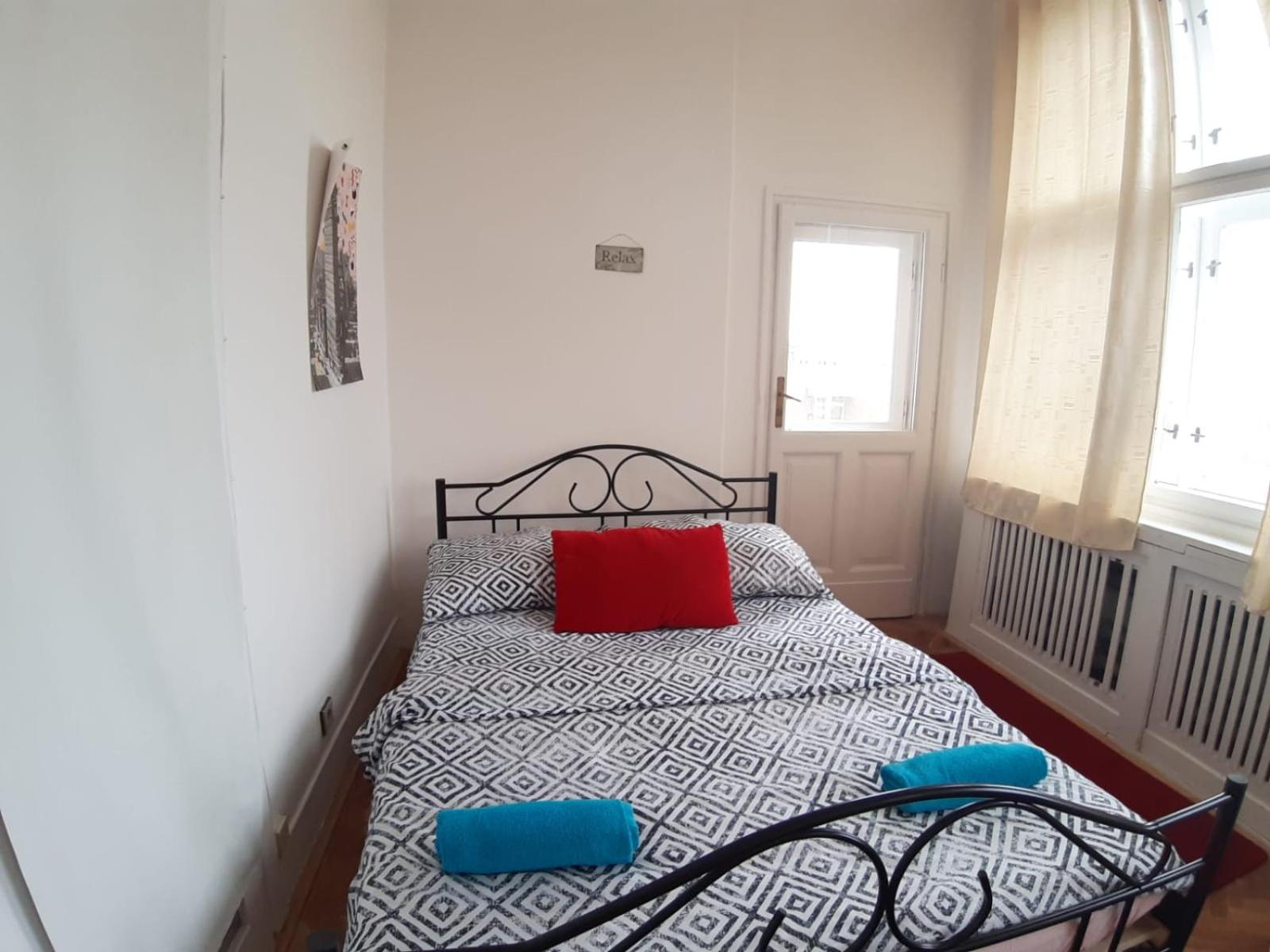 Rooms in Prague-BIG+Comfy