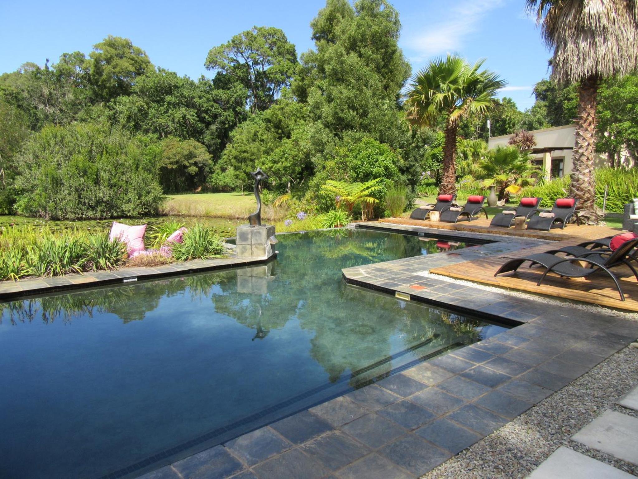 Lily Pond Country Lodge