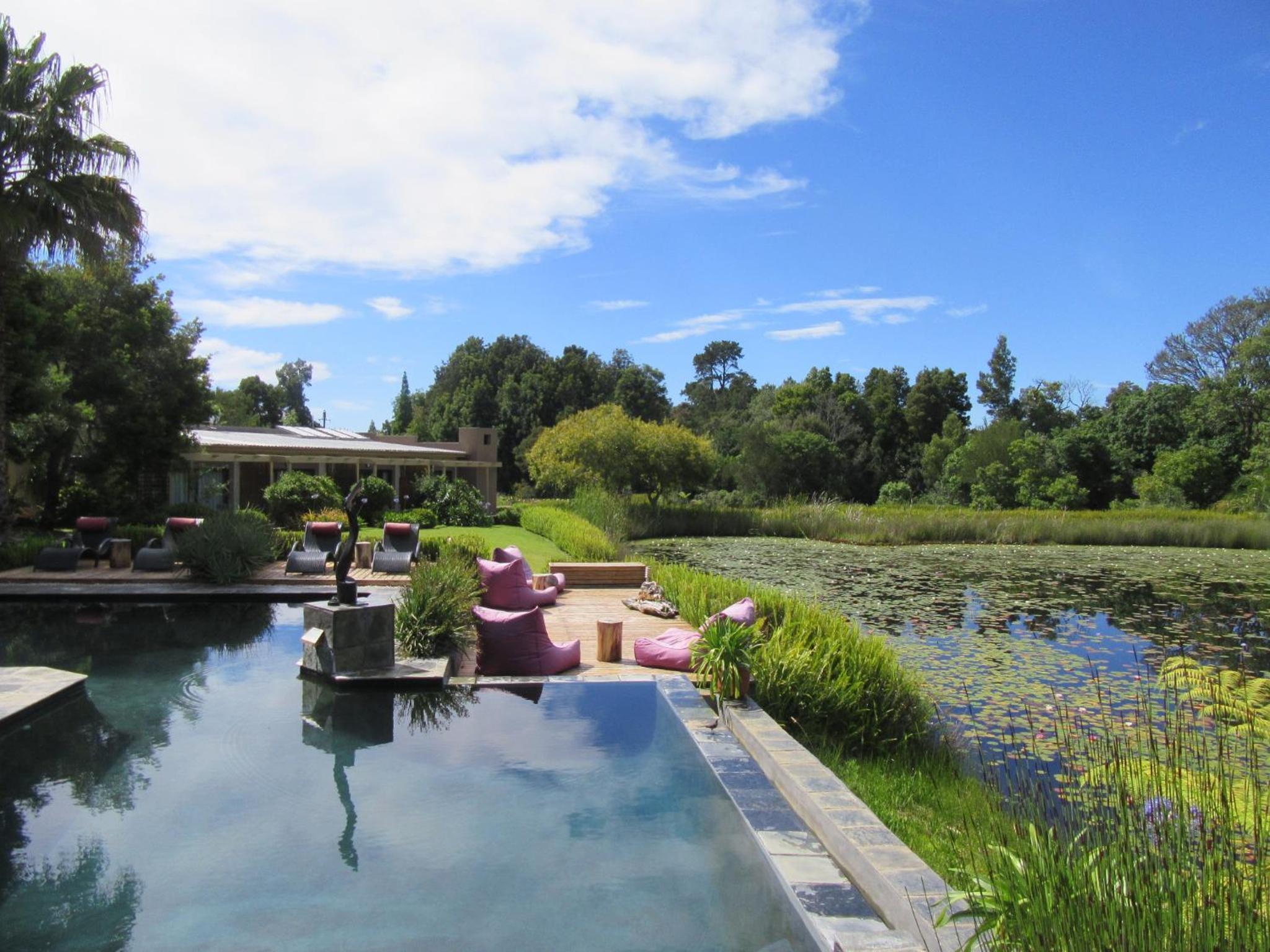 Lily Pond Country Lodge