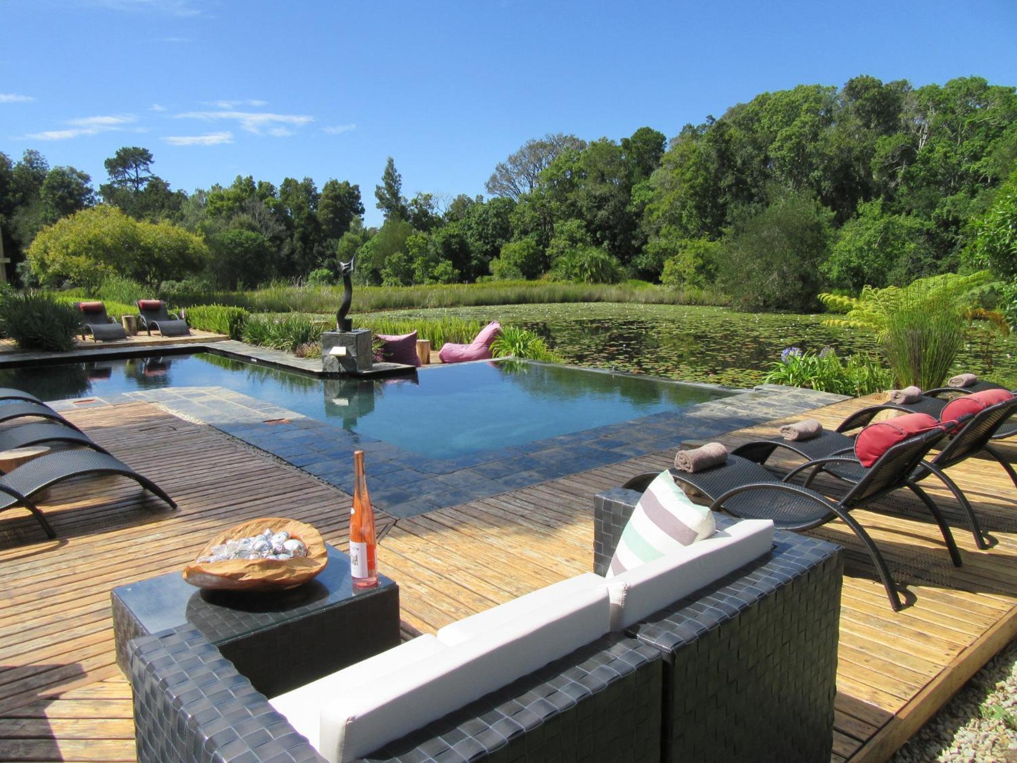 Lily Pond Country Lodge